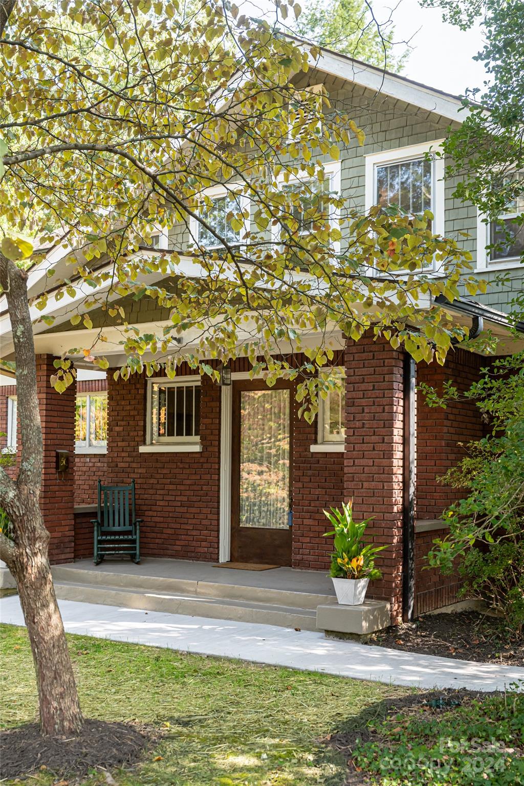 56 Sherwood Road Property Photo 2