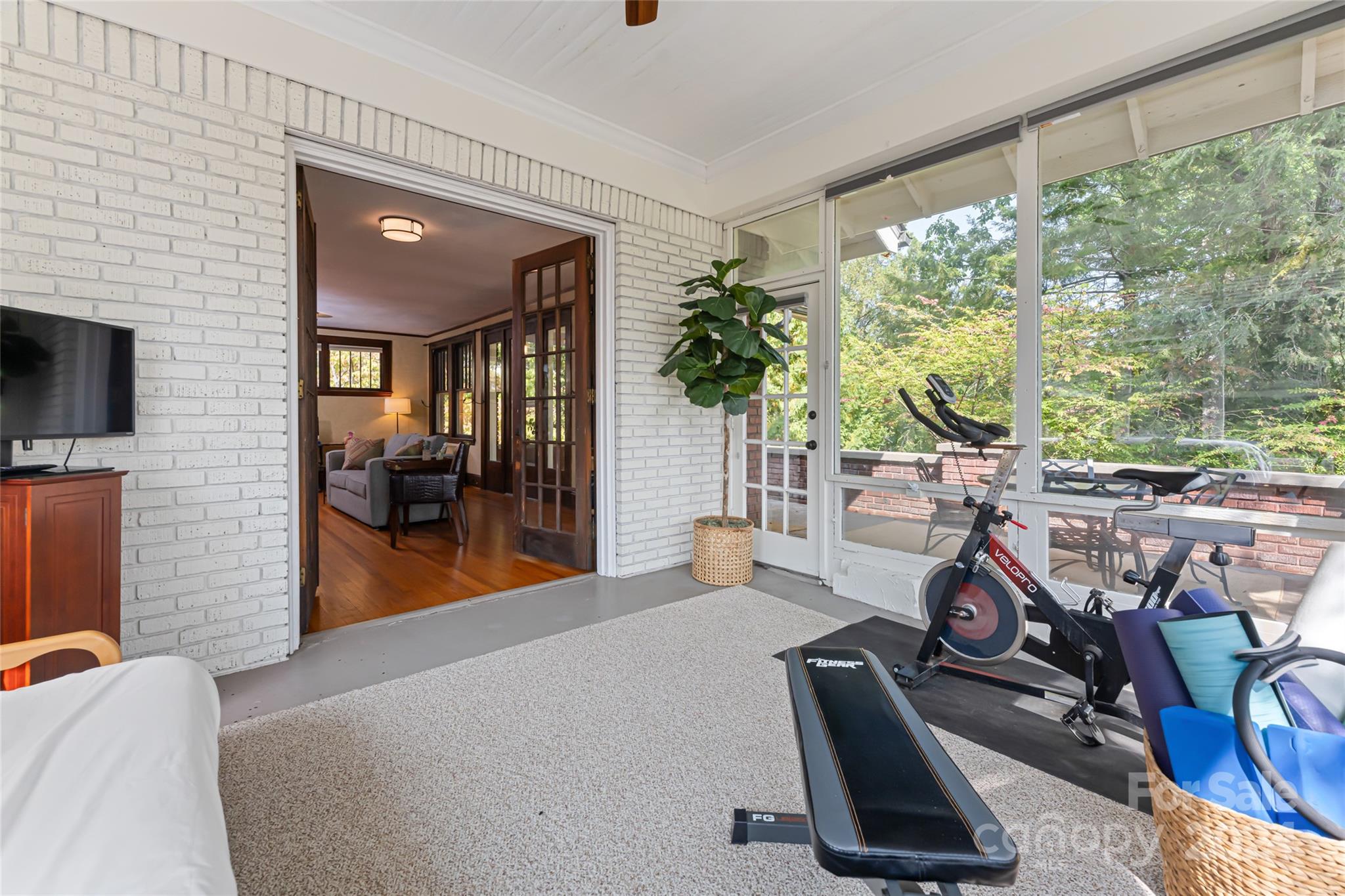 56 Sherwood Road Property Photo 9