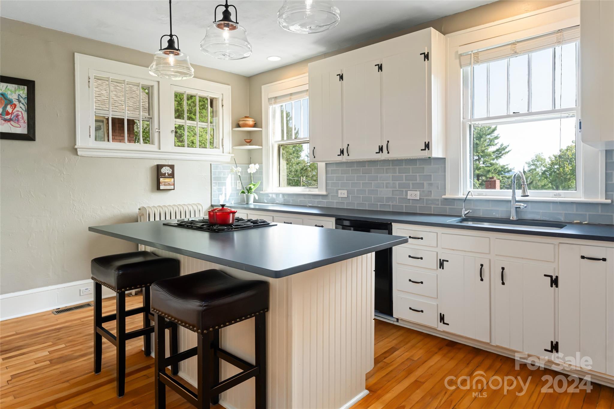 56 Sherwood Road Property Photo 14