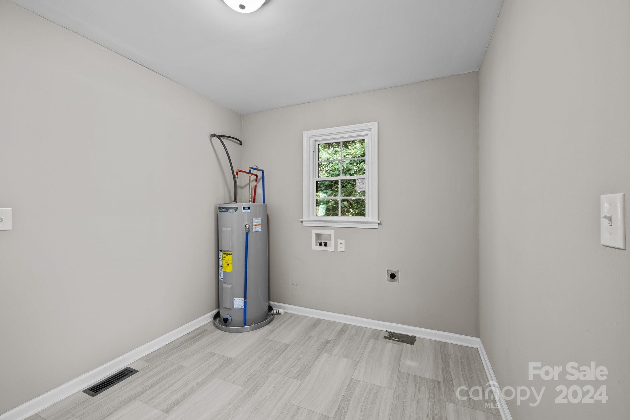 31 Raleigh Lane Property Photo 20
