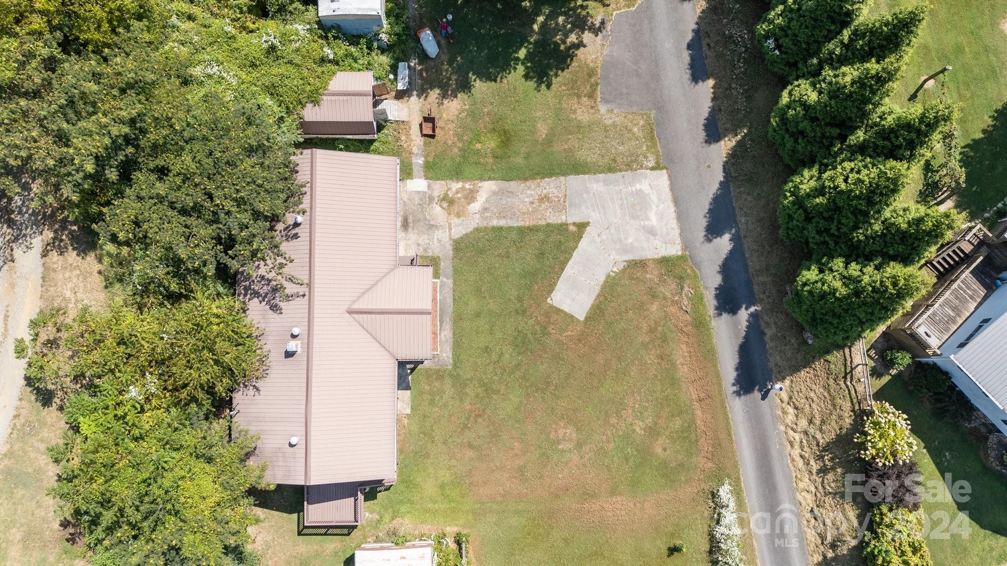 31 Raleigh Lane Property Photo 30