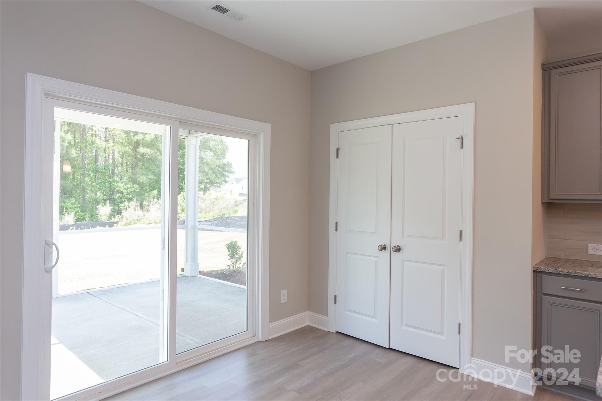 3637 West Bay Drive Property Photo 10