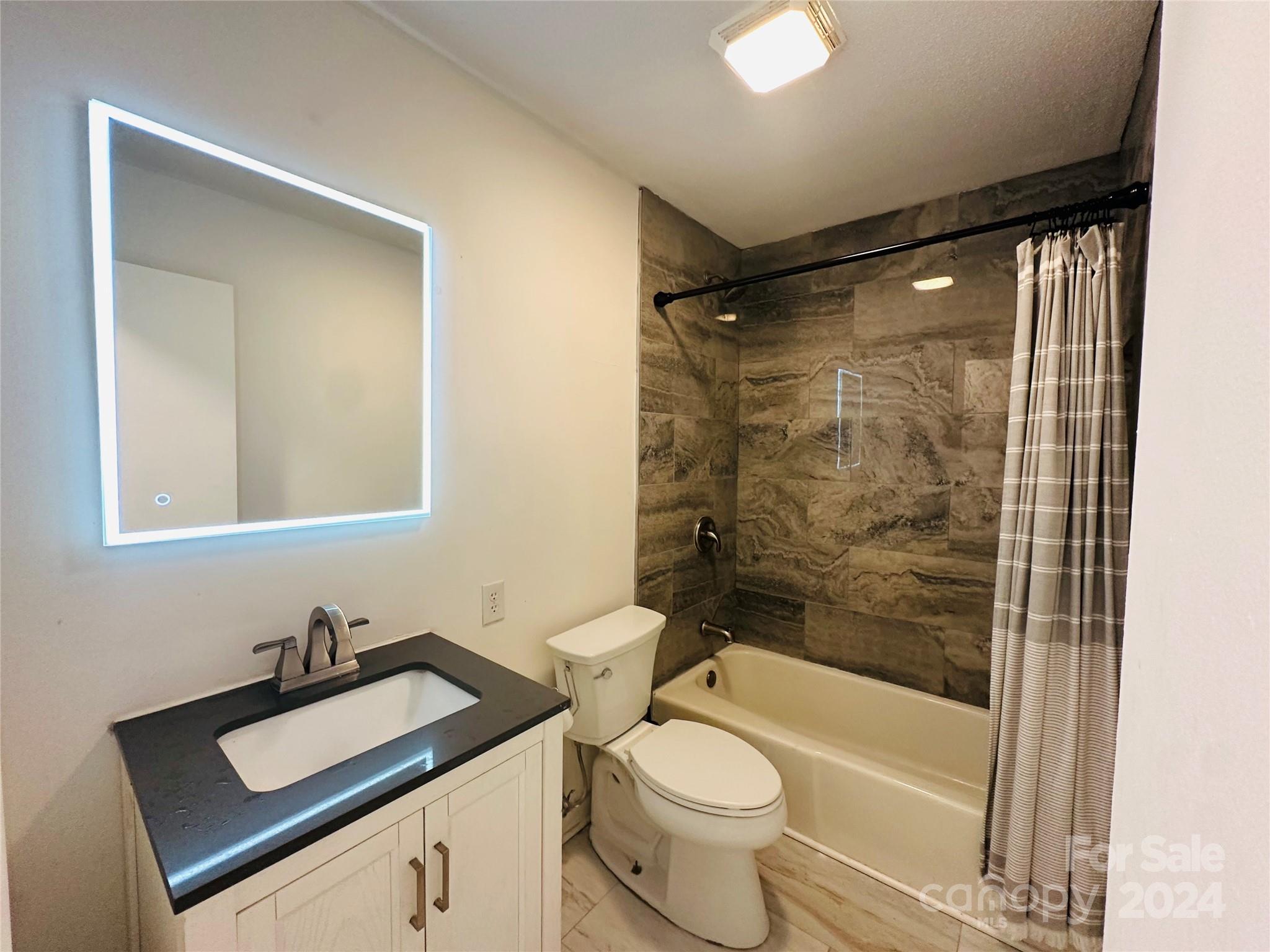 517 Green Street Property Photo 12