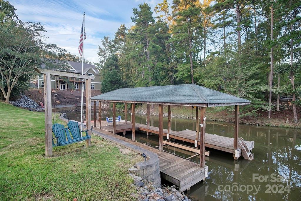210 Harbor Point Drive Property Photo 30