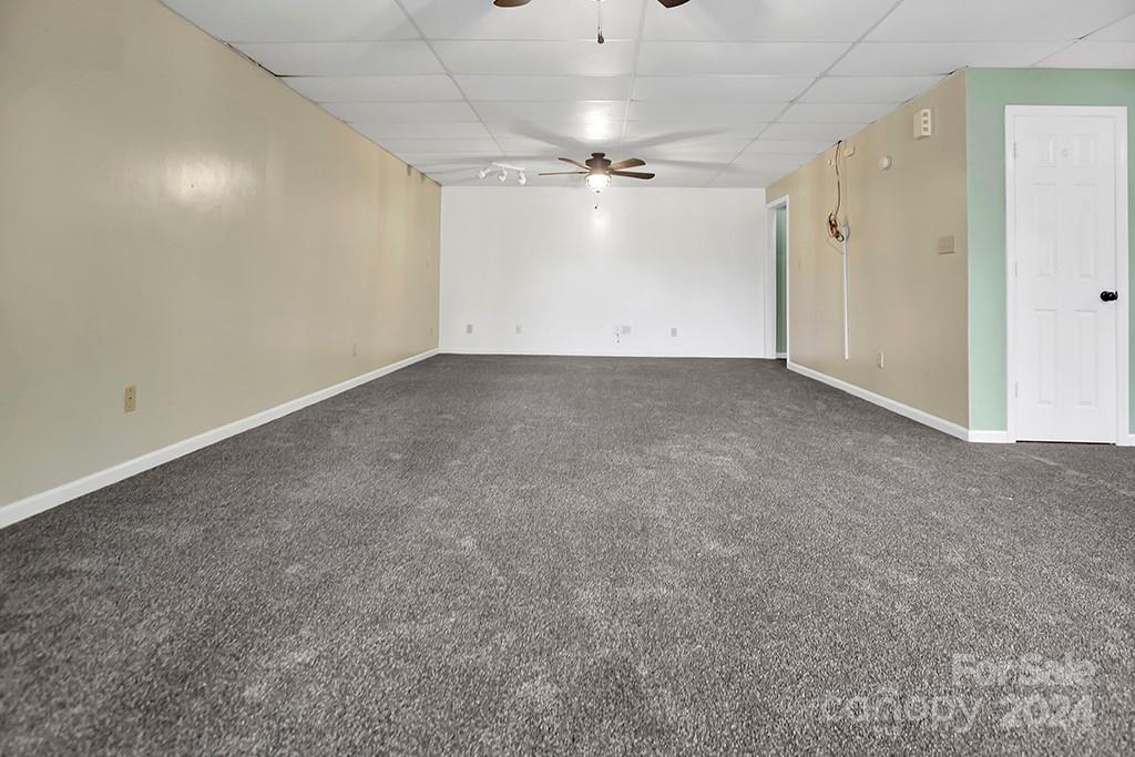 210 Harbor Point Drive Property Photo 44