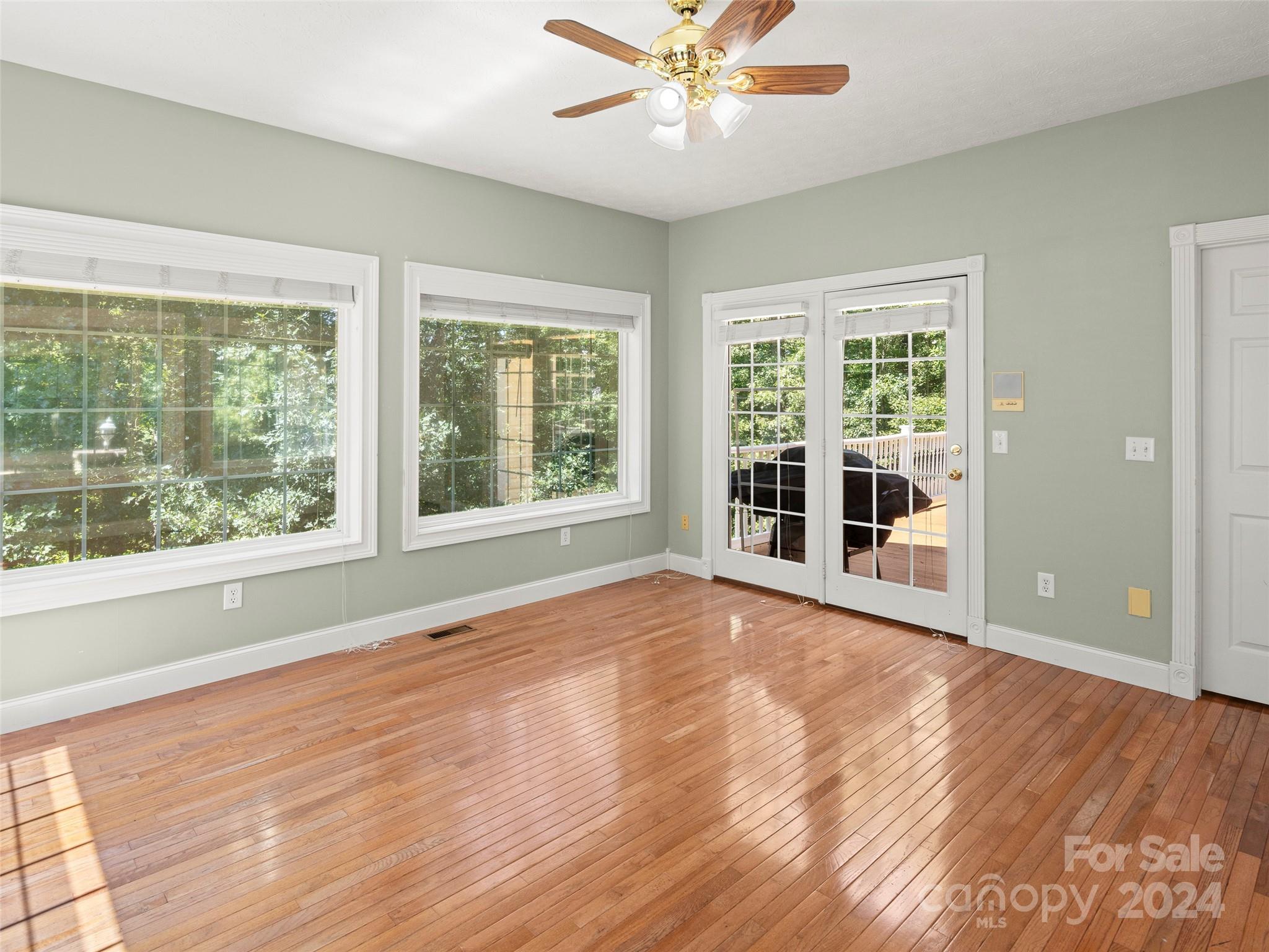 4901 Brevard Road Property Photo 26