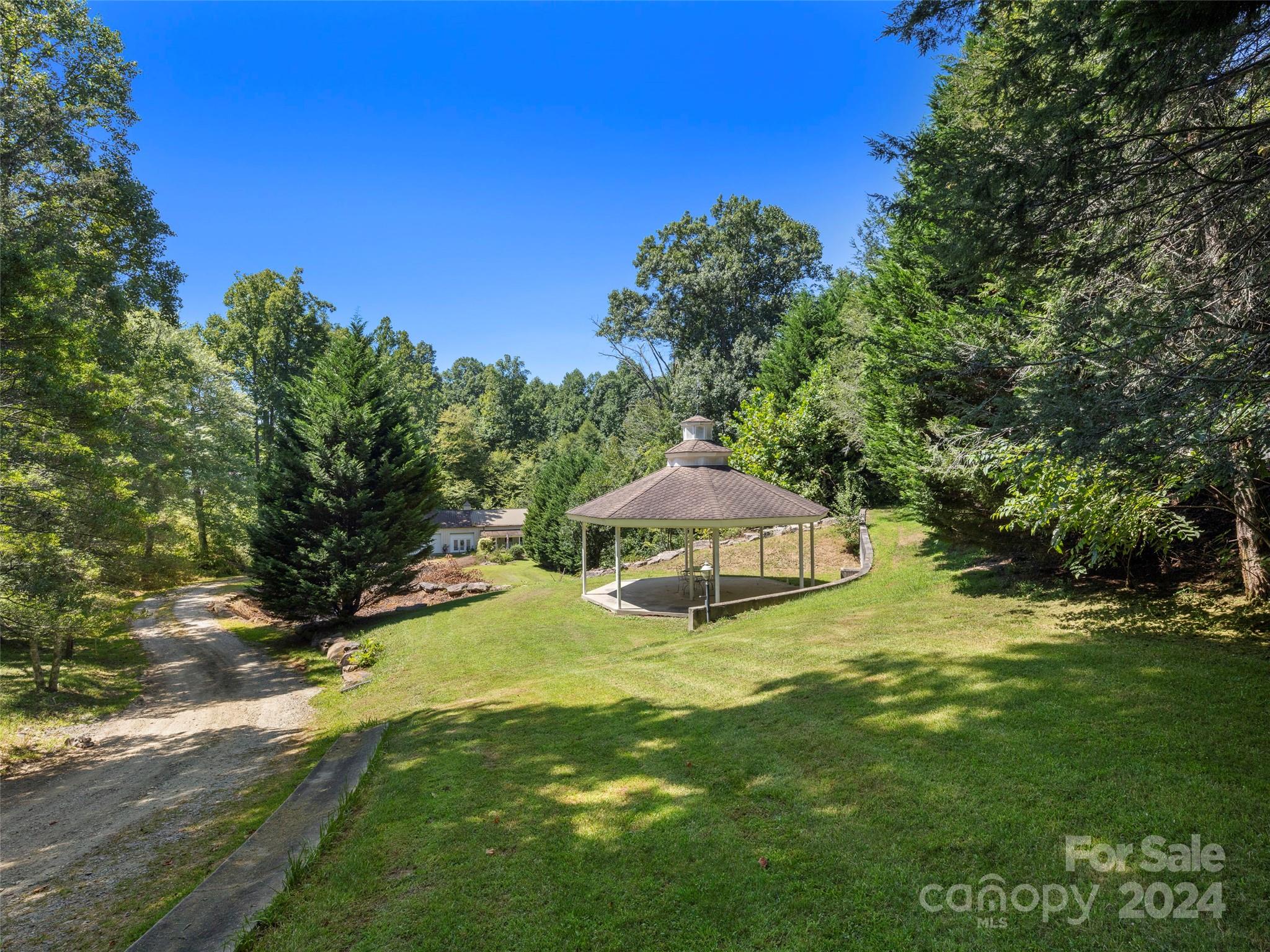 4901 Brevard Road Property Photo 28