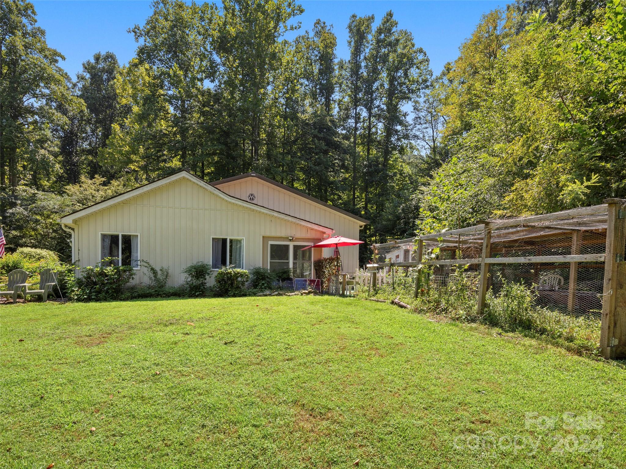 4901 Brevard Road Property Photo 36
