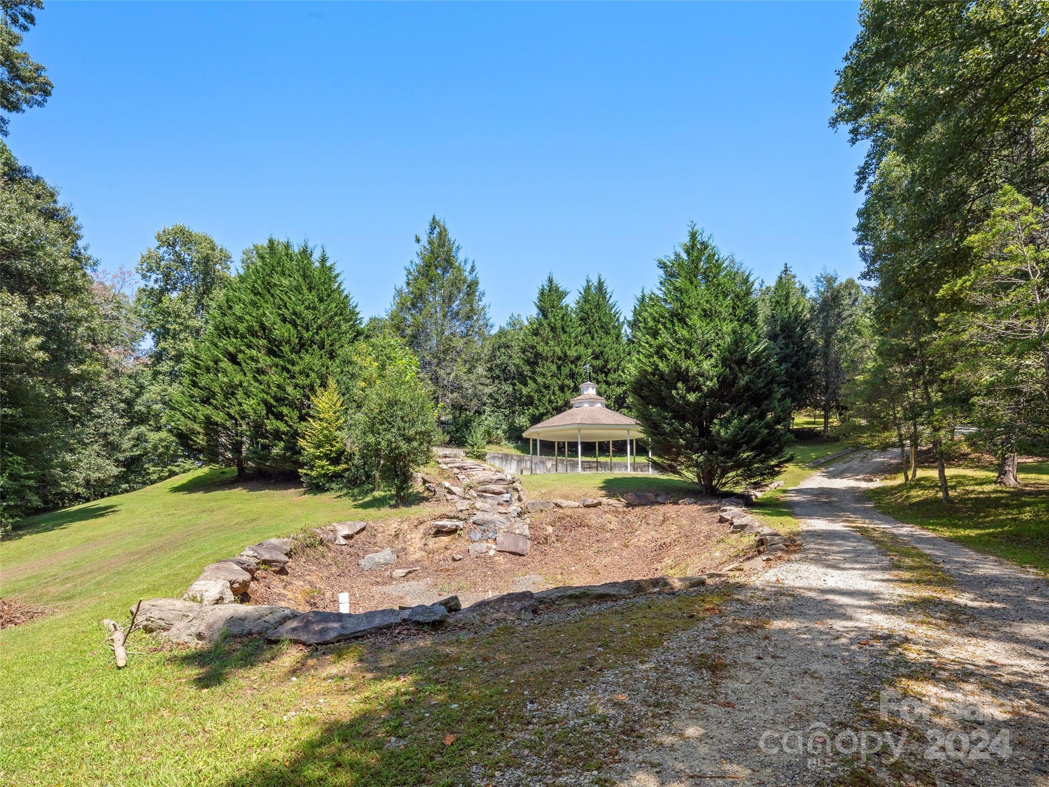 4901 Brevard Road Property Photo 39