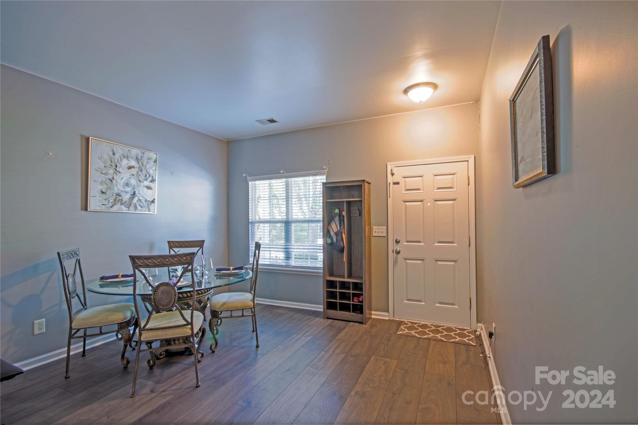 1017 Silver Springs Road Property Photo 4