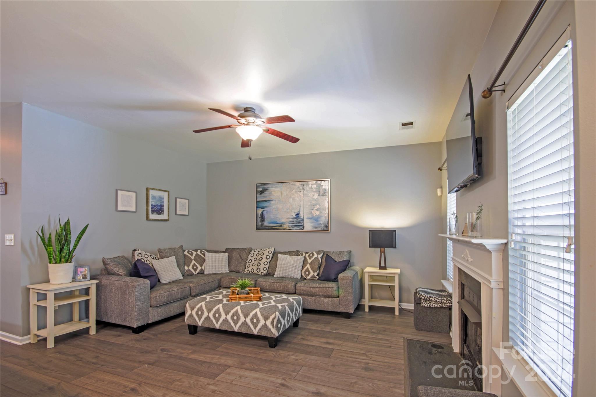 1017 Silver Springs Road Property Photo 8