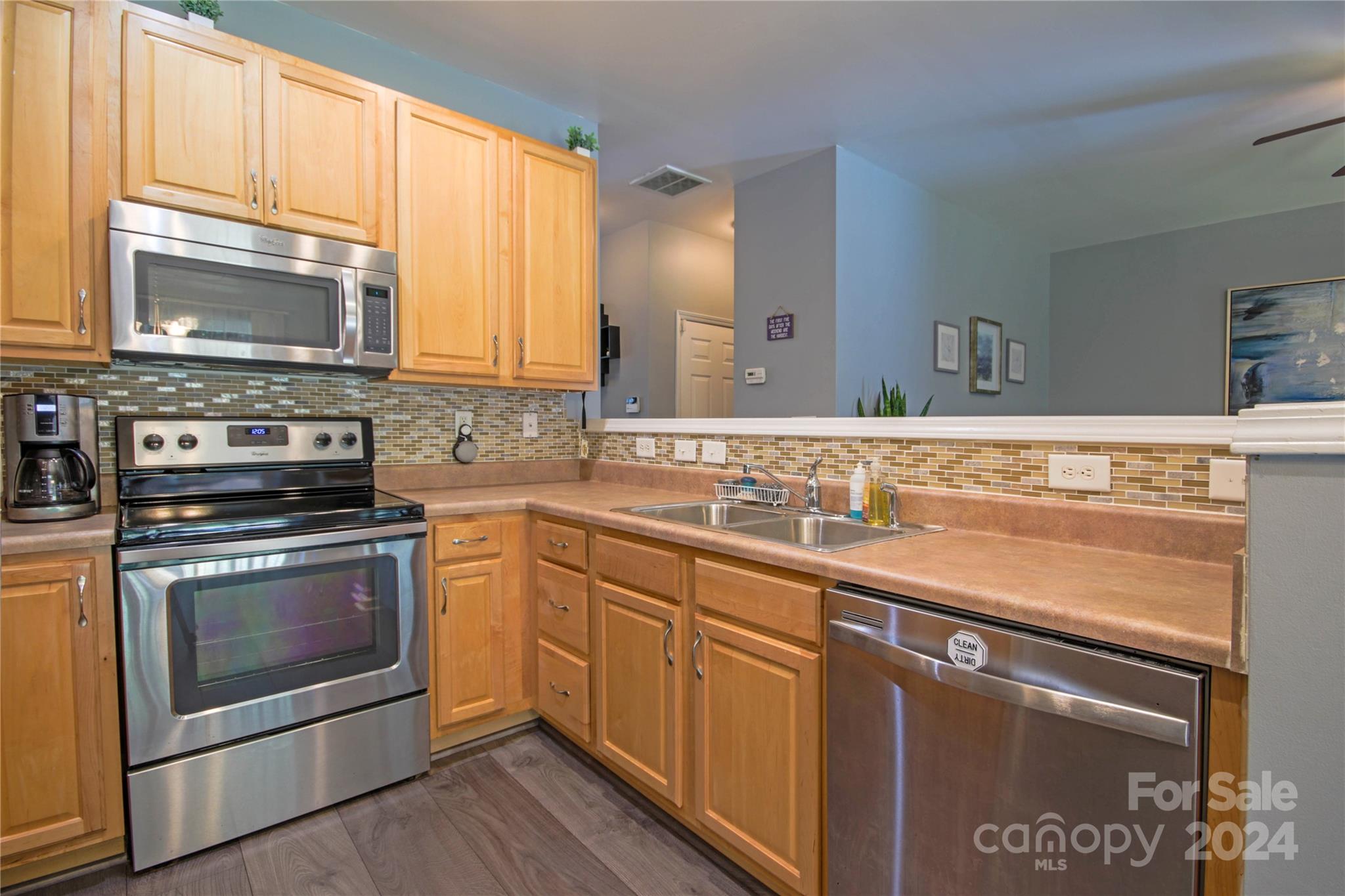1017 Silver Springs Road Property Photo 11