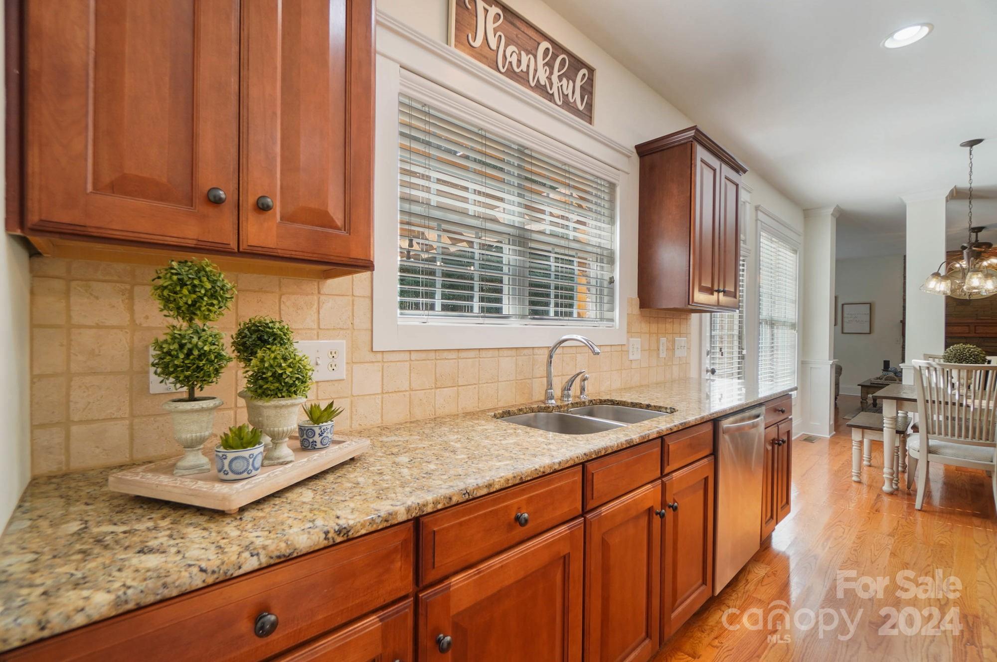 8605 Anklin Forrest Drive Property Photo 12