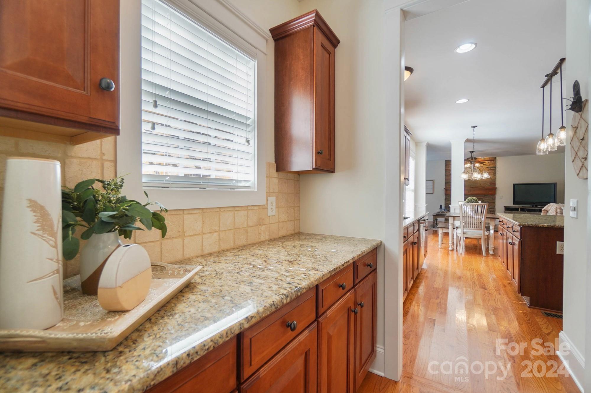 8605 Anklin Forrest Drive Property Photo 14