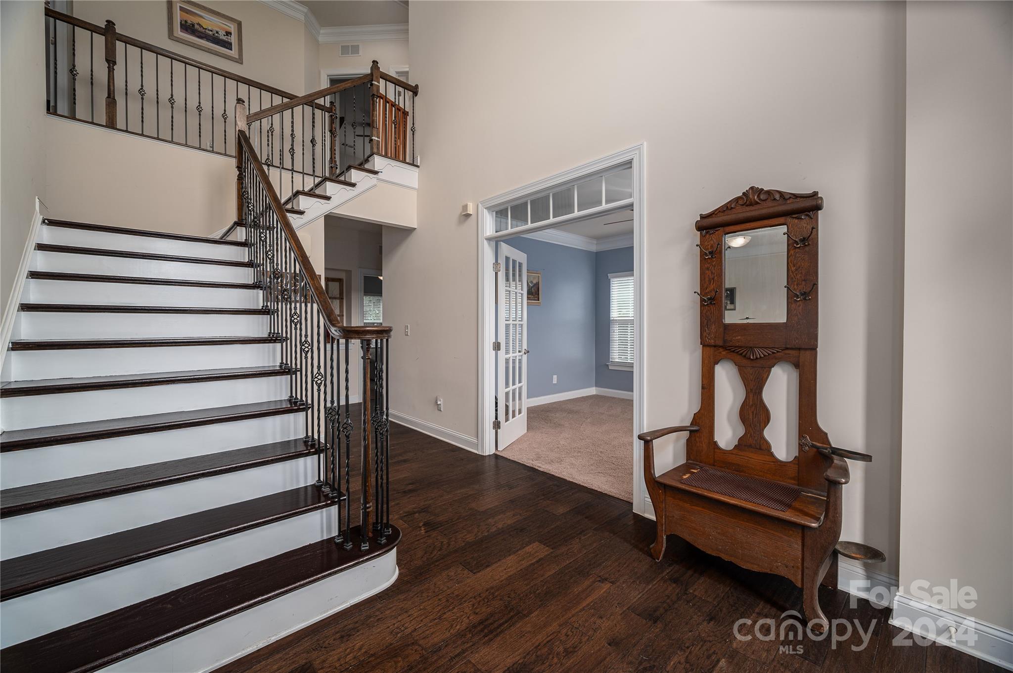 4050 Halyard Drive Property Photo 6