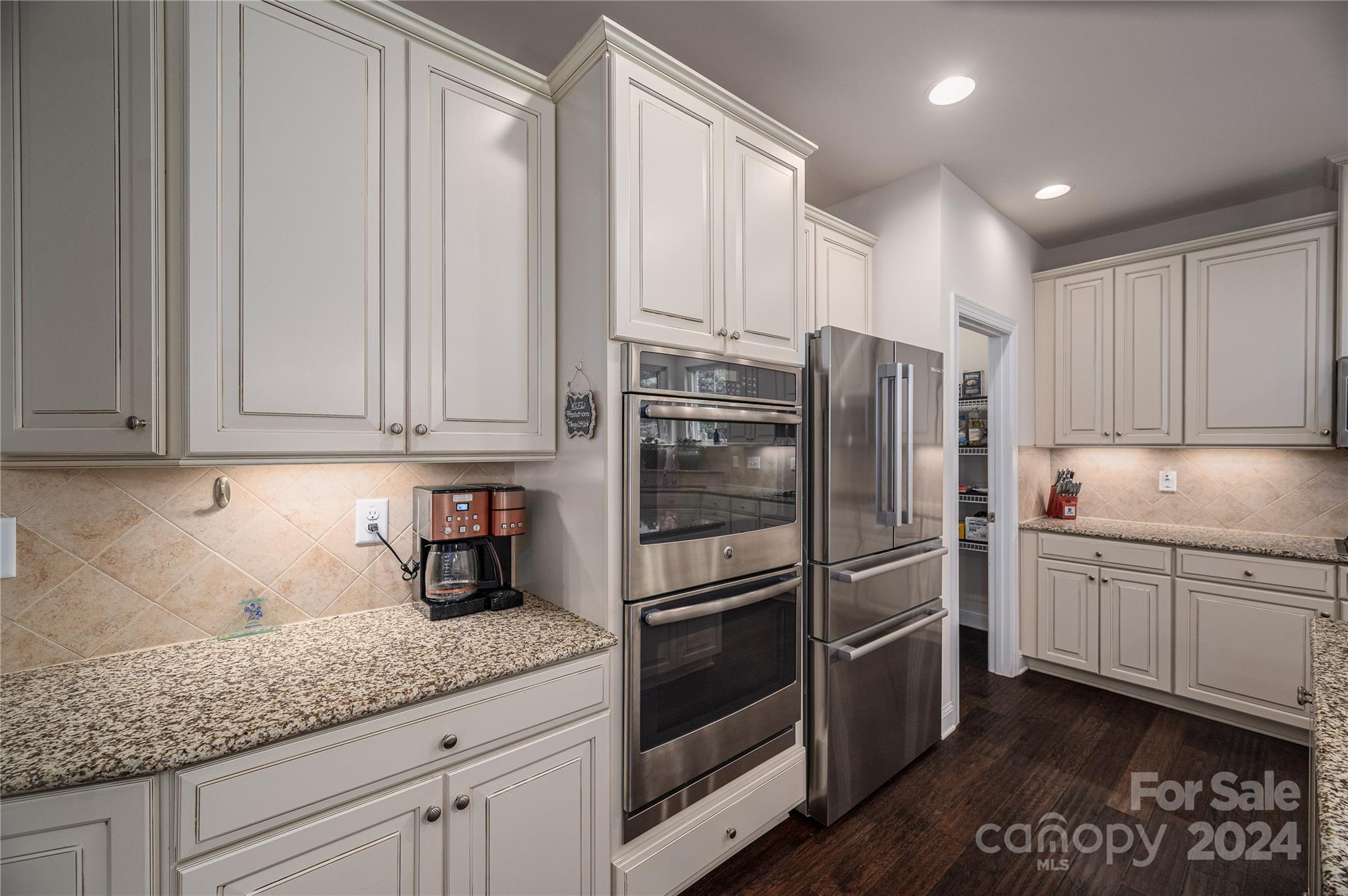 4050 Halyard Drive Property Photo 16