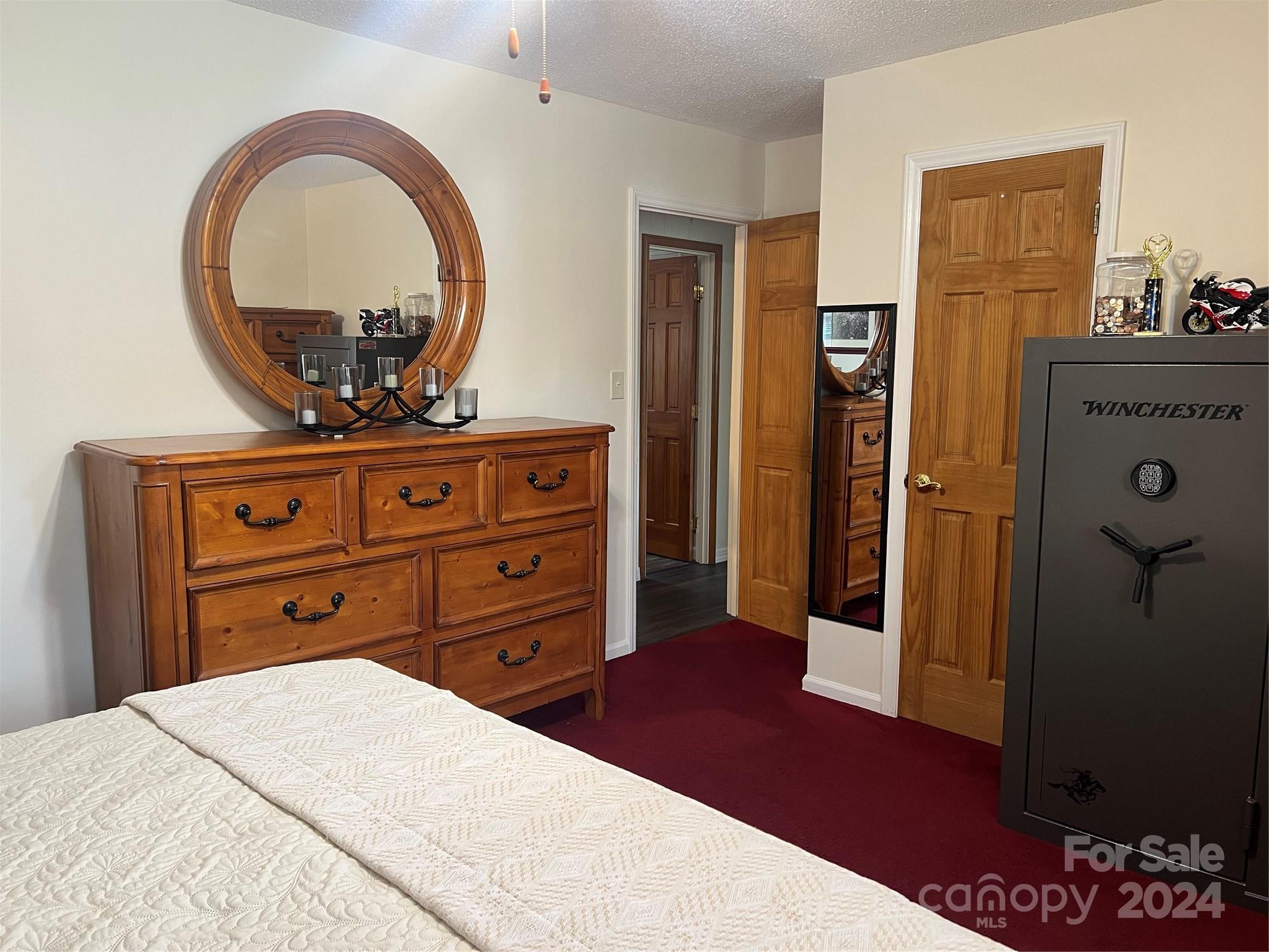 4040 Angus Drive Property Photo 18