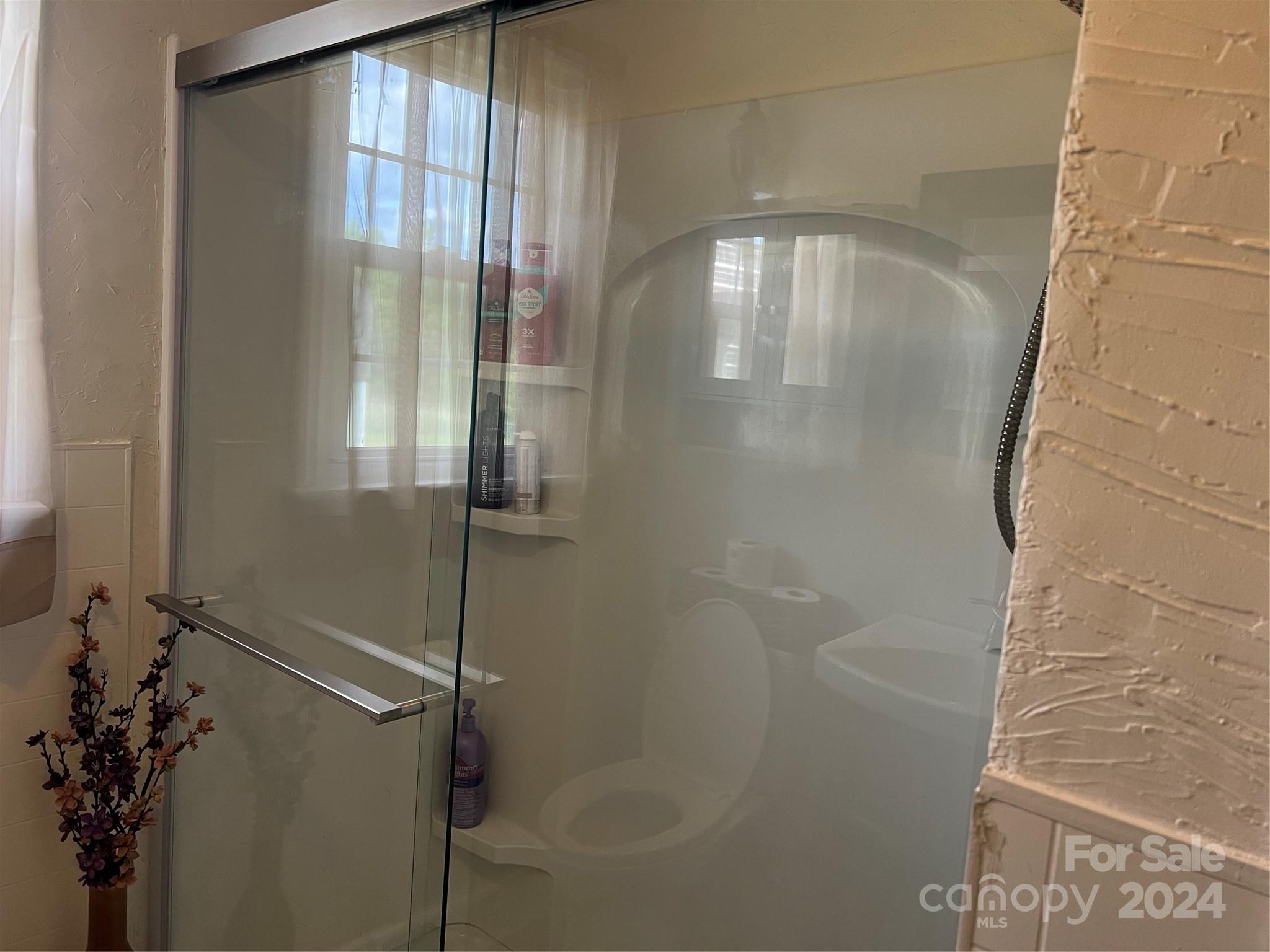4040 Angus Drive Property Photo 22