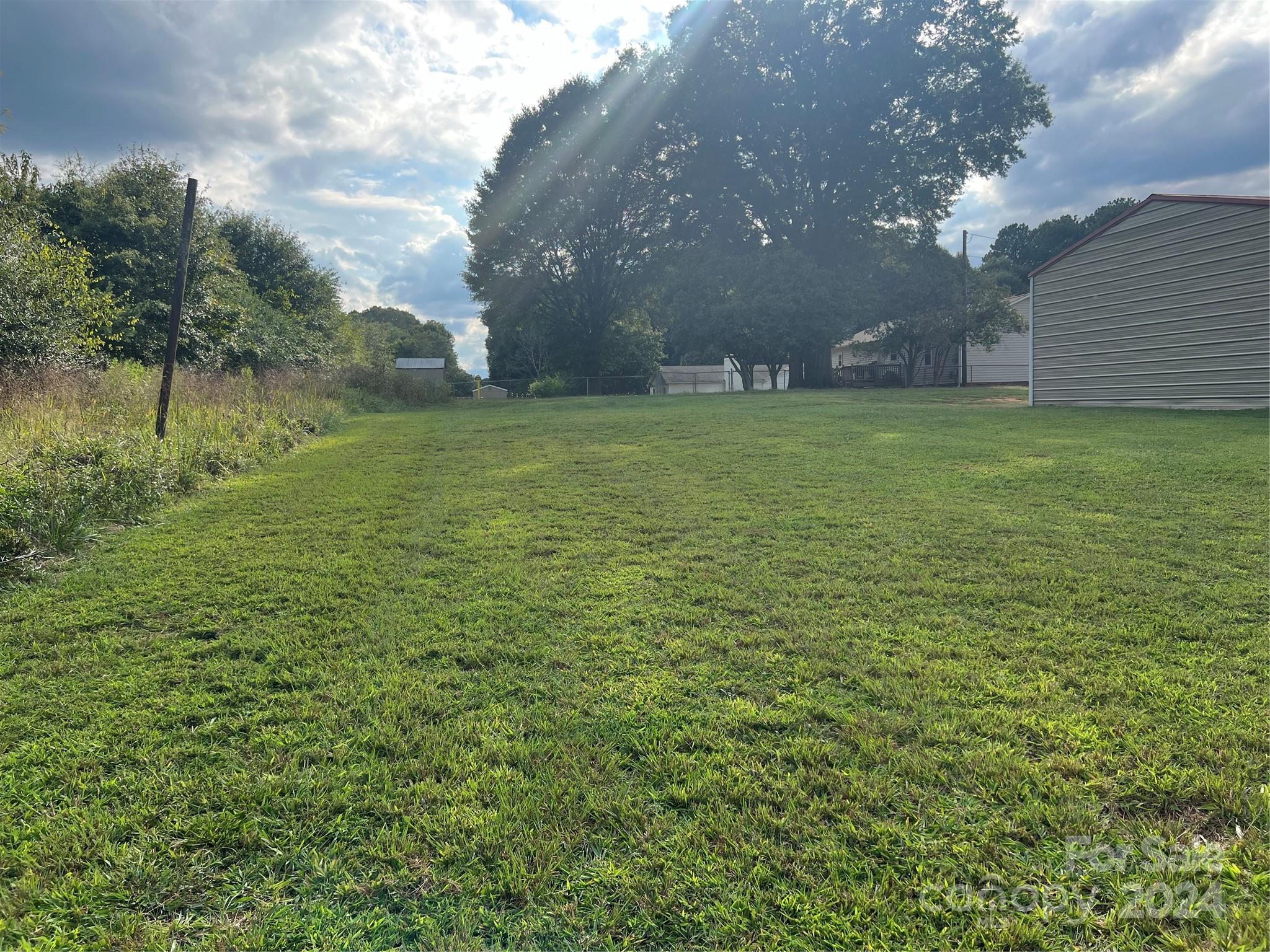 4040 Angus Drive Property Photo 39