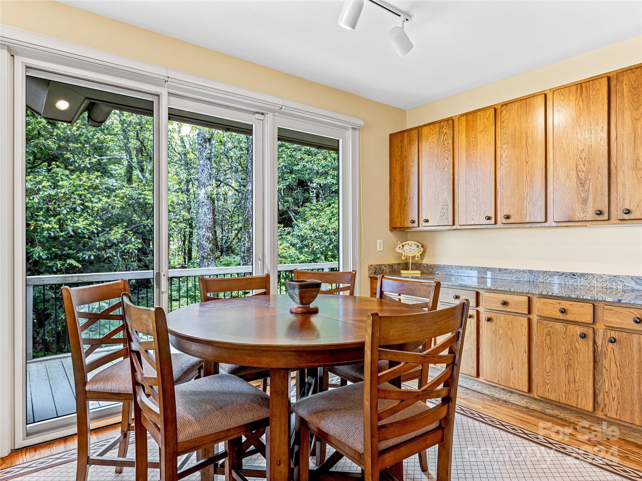 721 Lakeside Drive Property Photo 19