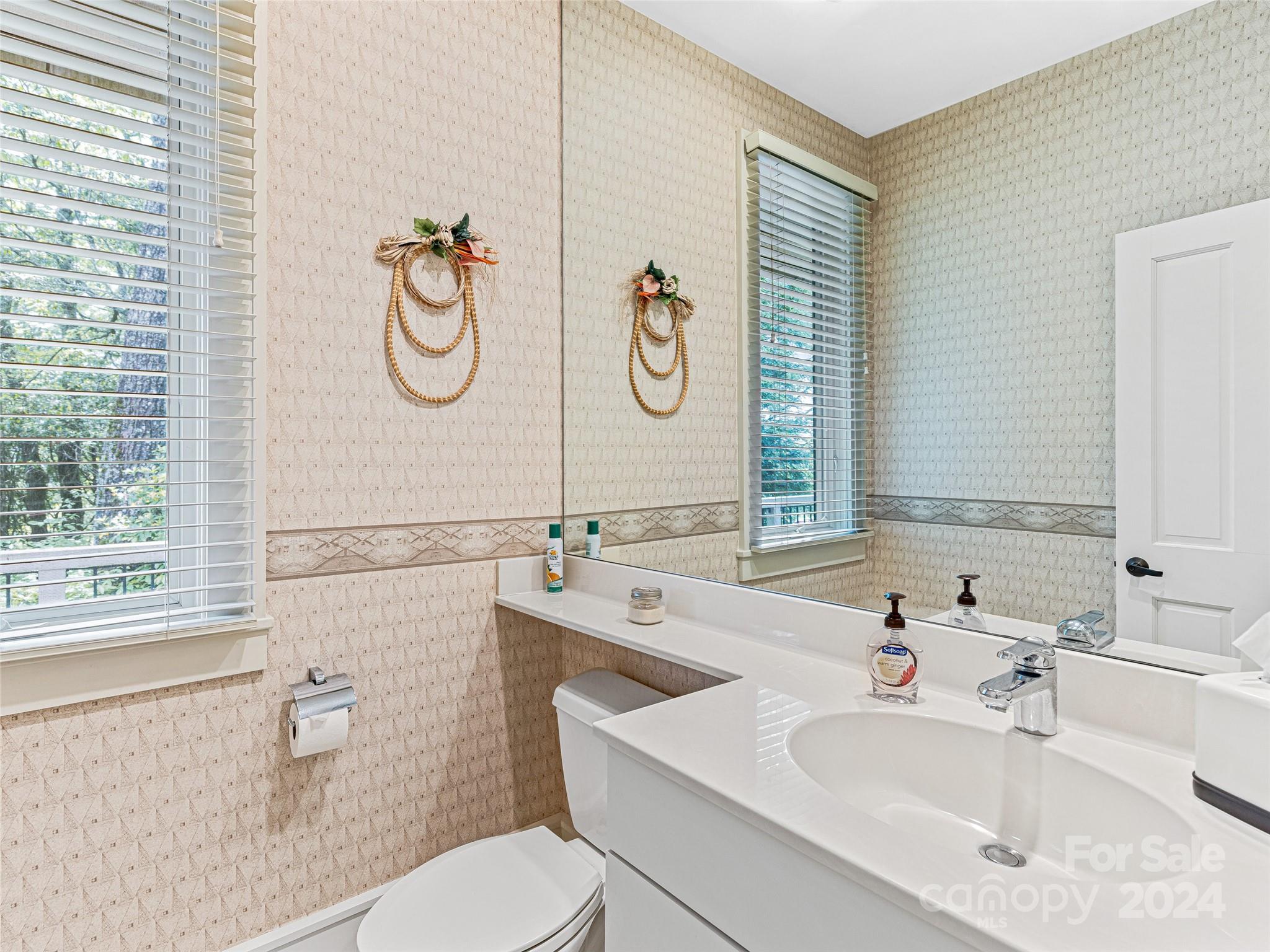 721 Lakeside Drive Property Photo 21