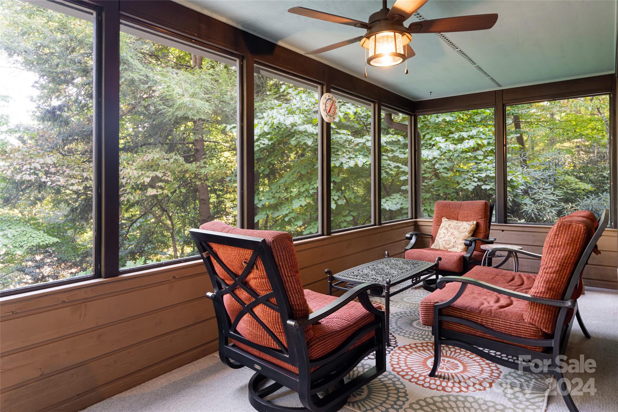 44 Lovers Loop Road Property Photo 4