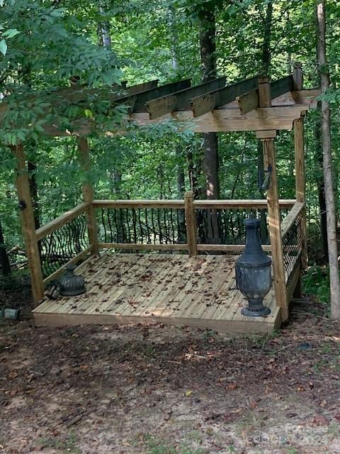 562 Forest Drive Property Photo 28