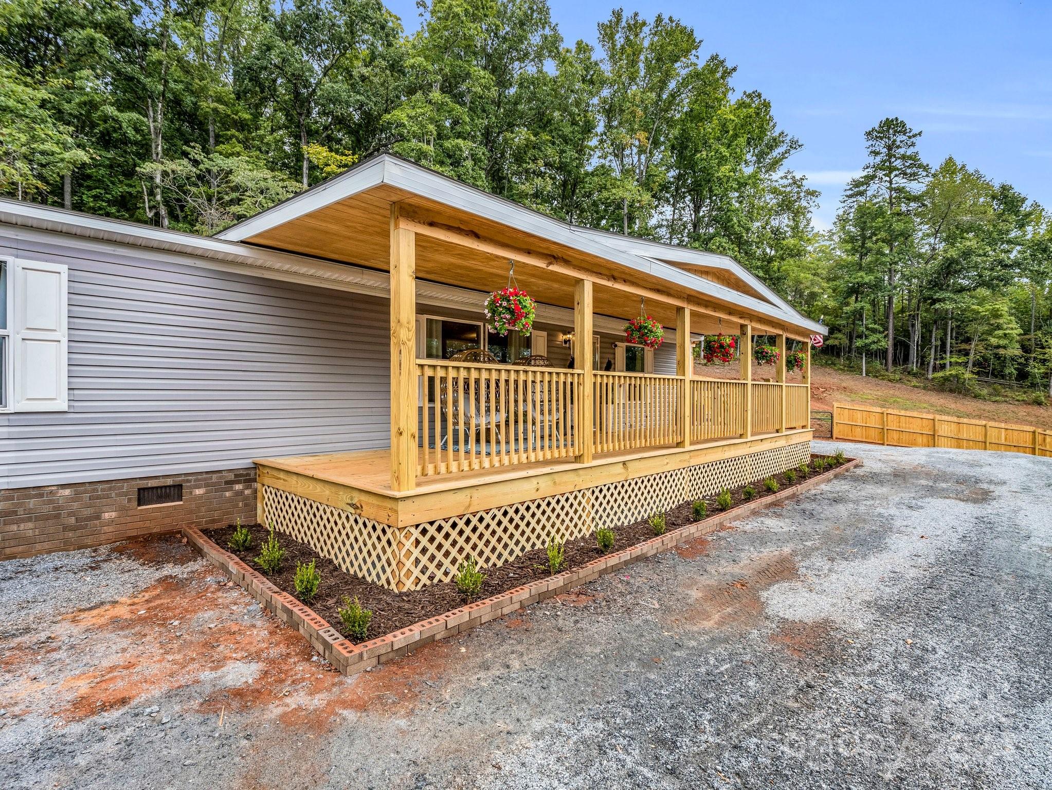 4865 Us 64 Highway Property Photo 3