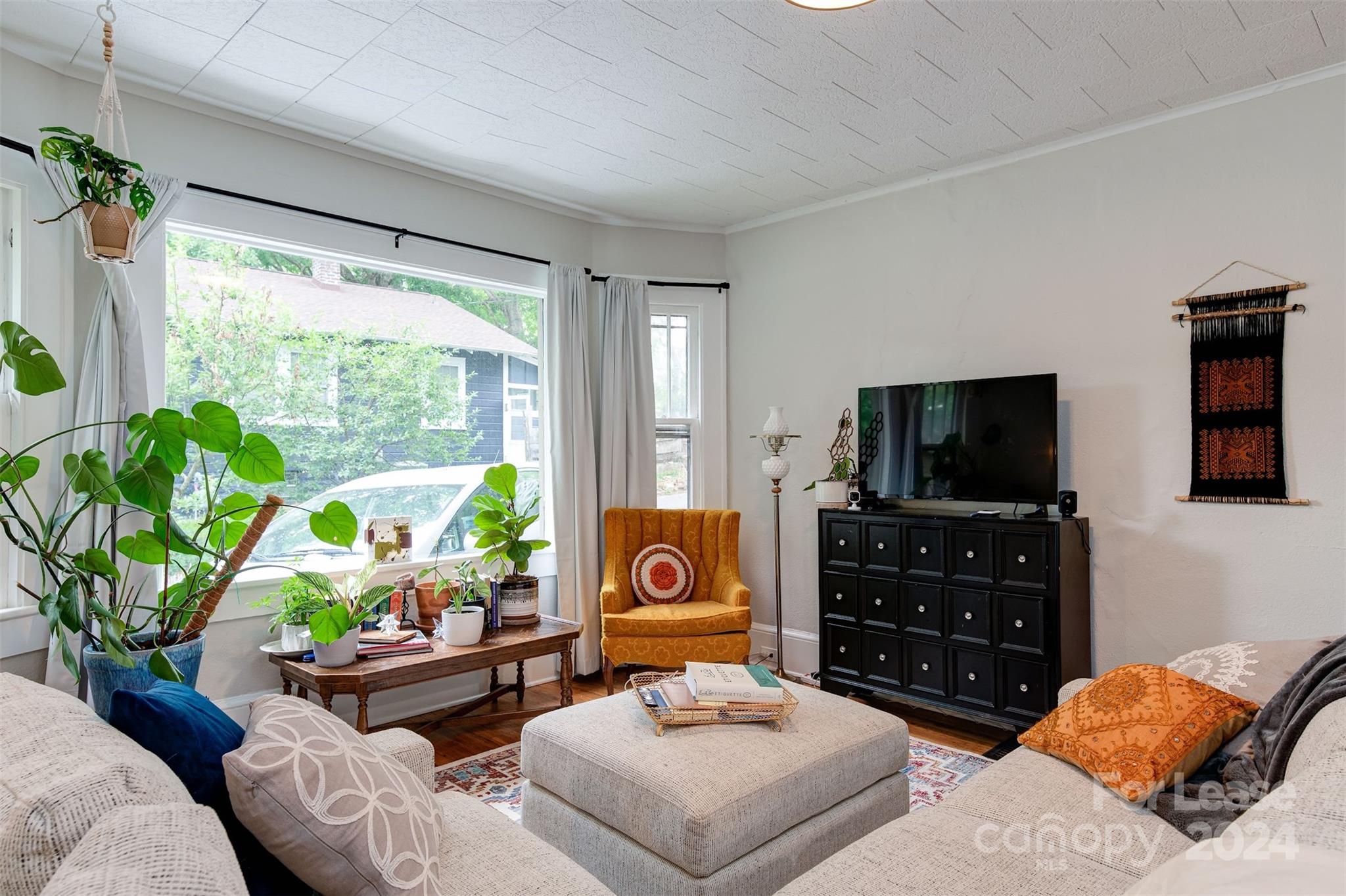 91 Nevada Avenue 1 Property Photo 3