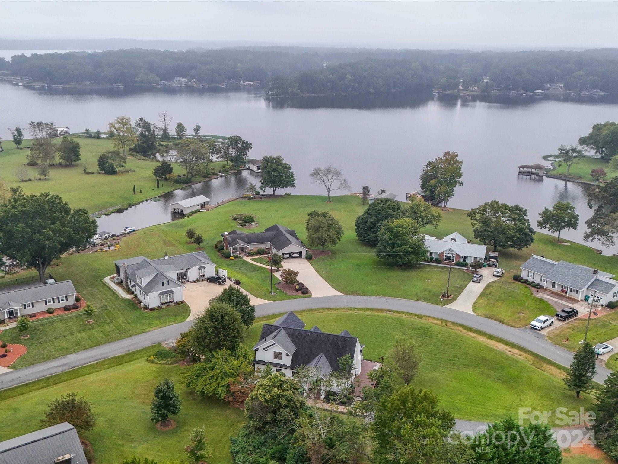 540 Harbor Road Property Photo 7