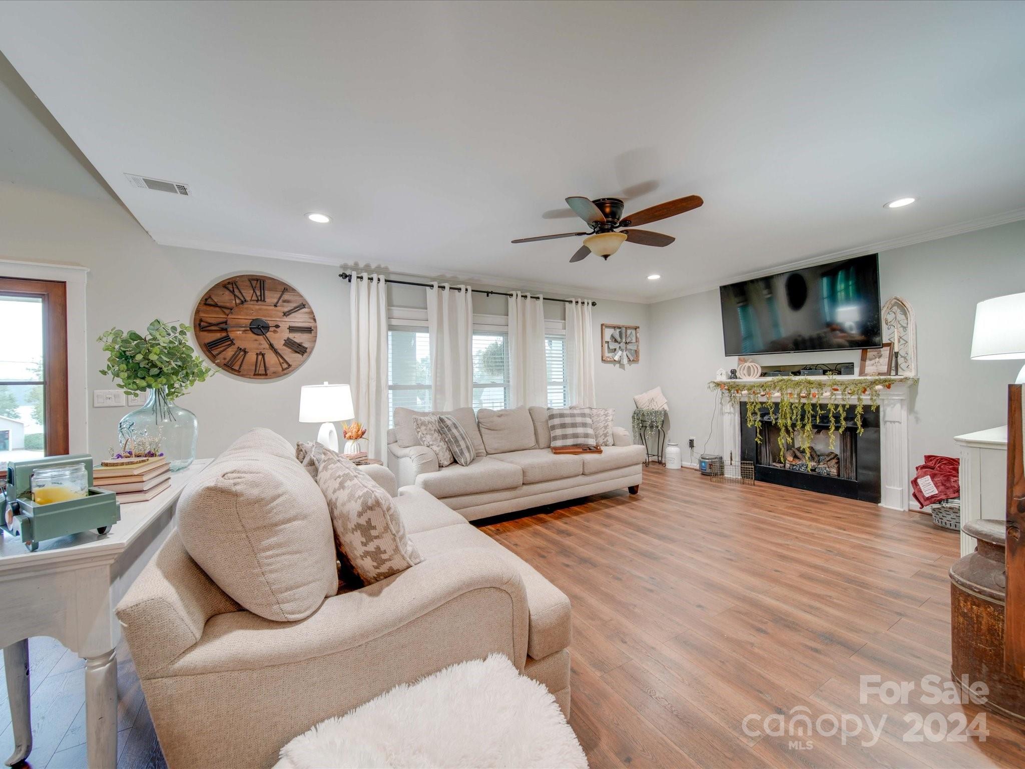 540 Harbor Road Property Photo 15