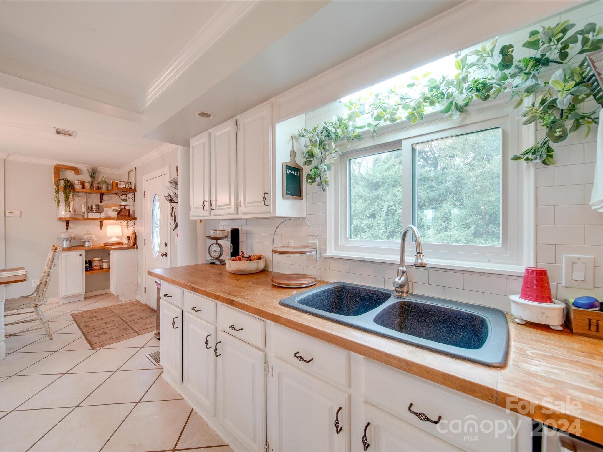 540 Harbor Road Property Photo 23