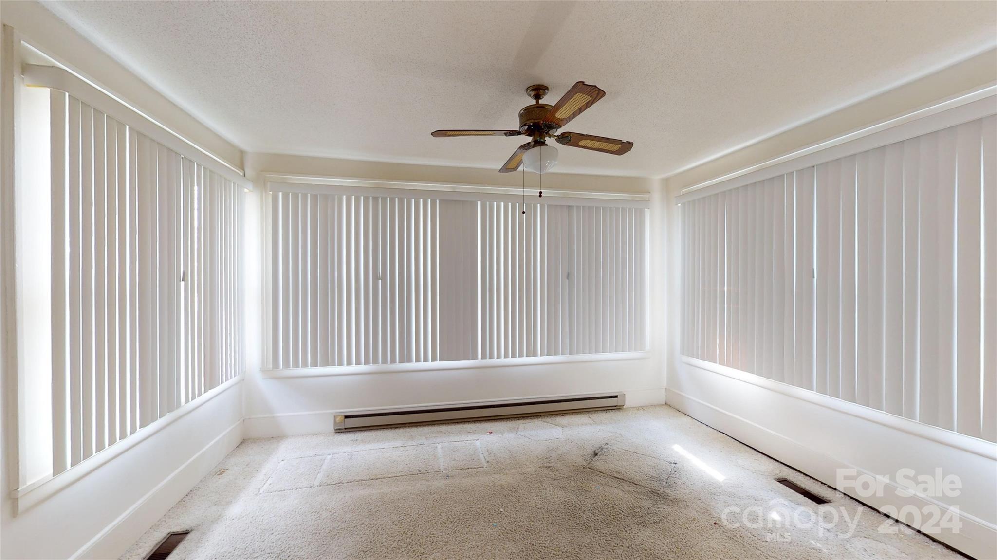 309 Elm Street Property Photo 5