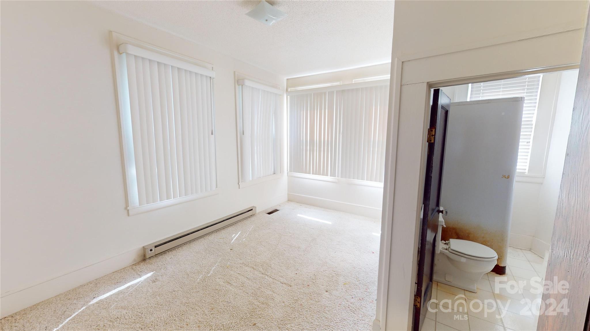 309 Elm Street Property Photo 7