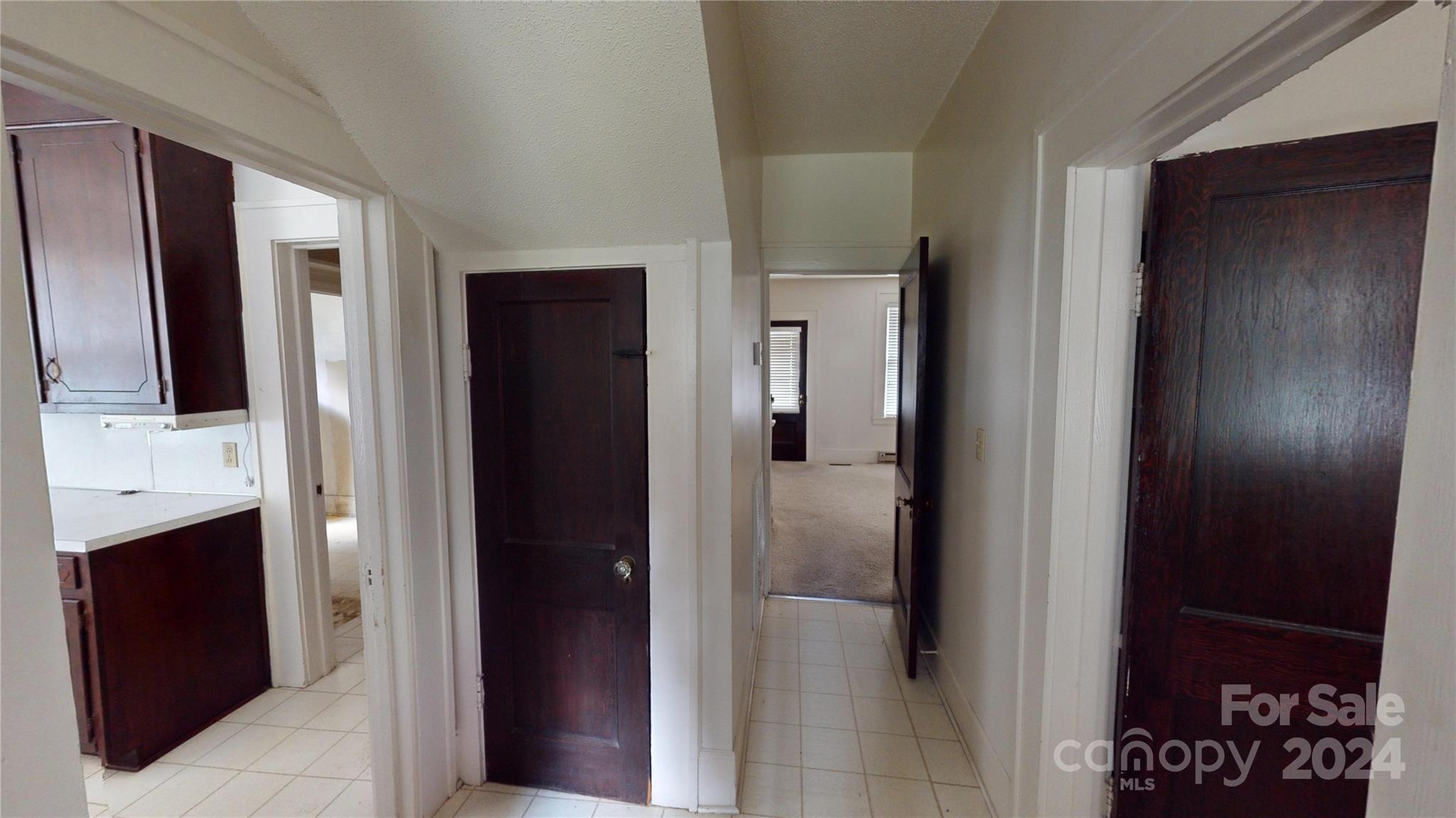 309 Elm Street Property Photo 9