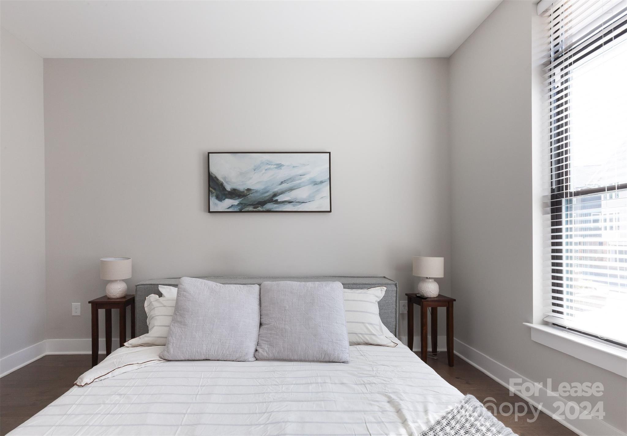 2401 Euclid Avenue 103 Property Photo 10
