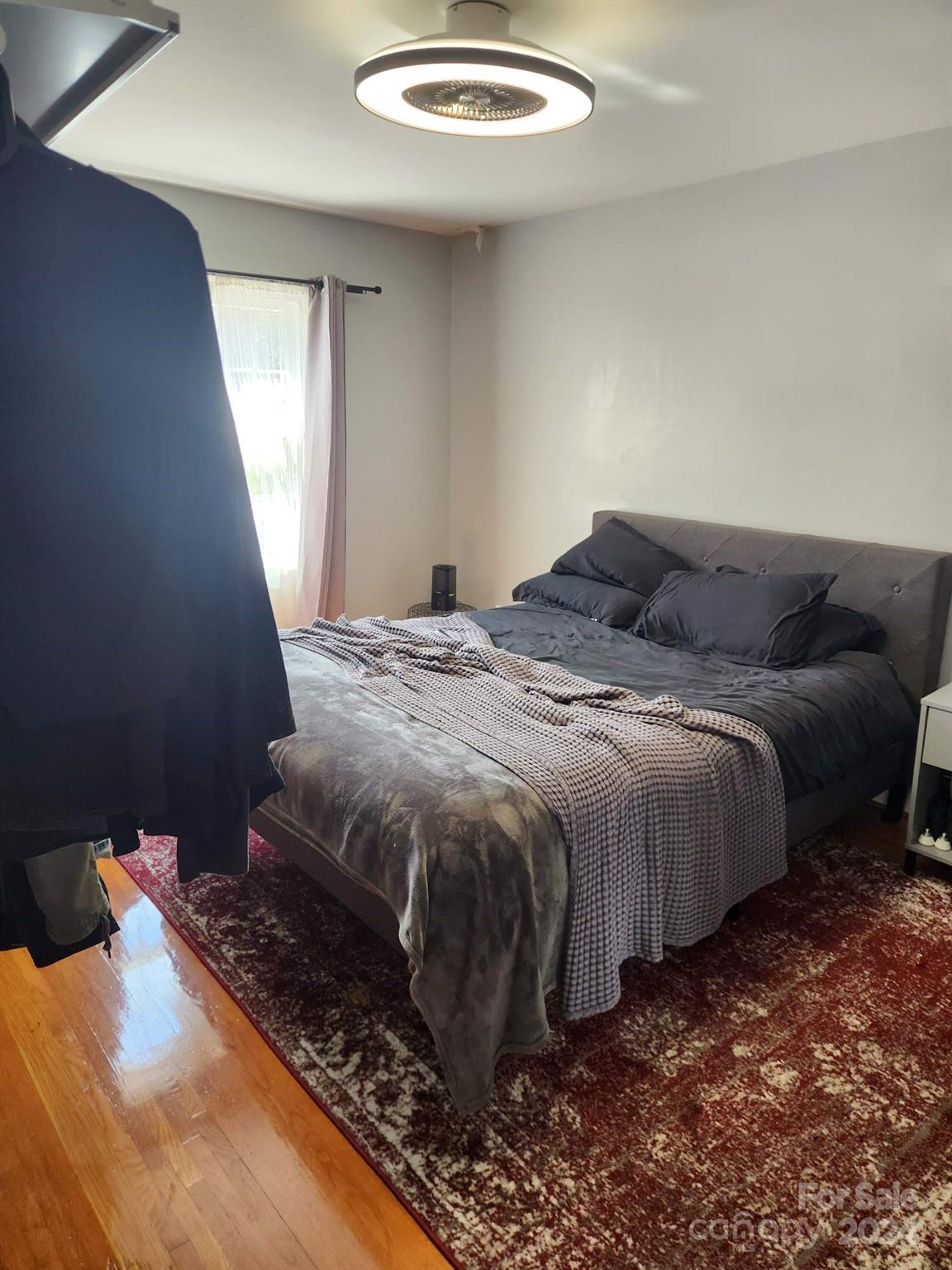 916 Mcalway Road D Property Photo 8