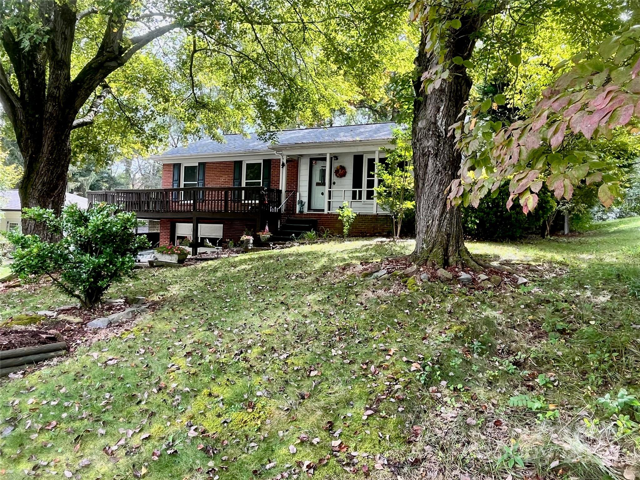 59 Skyview Terrace Property Photo 4