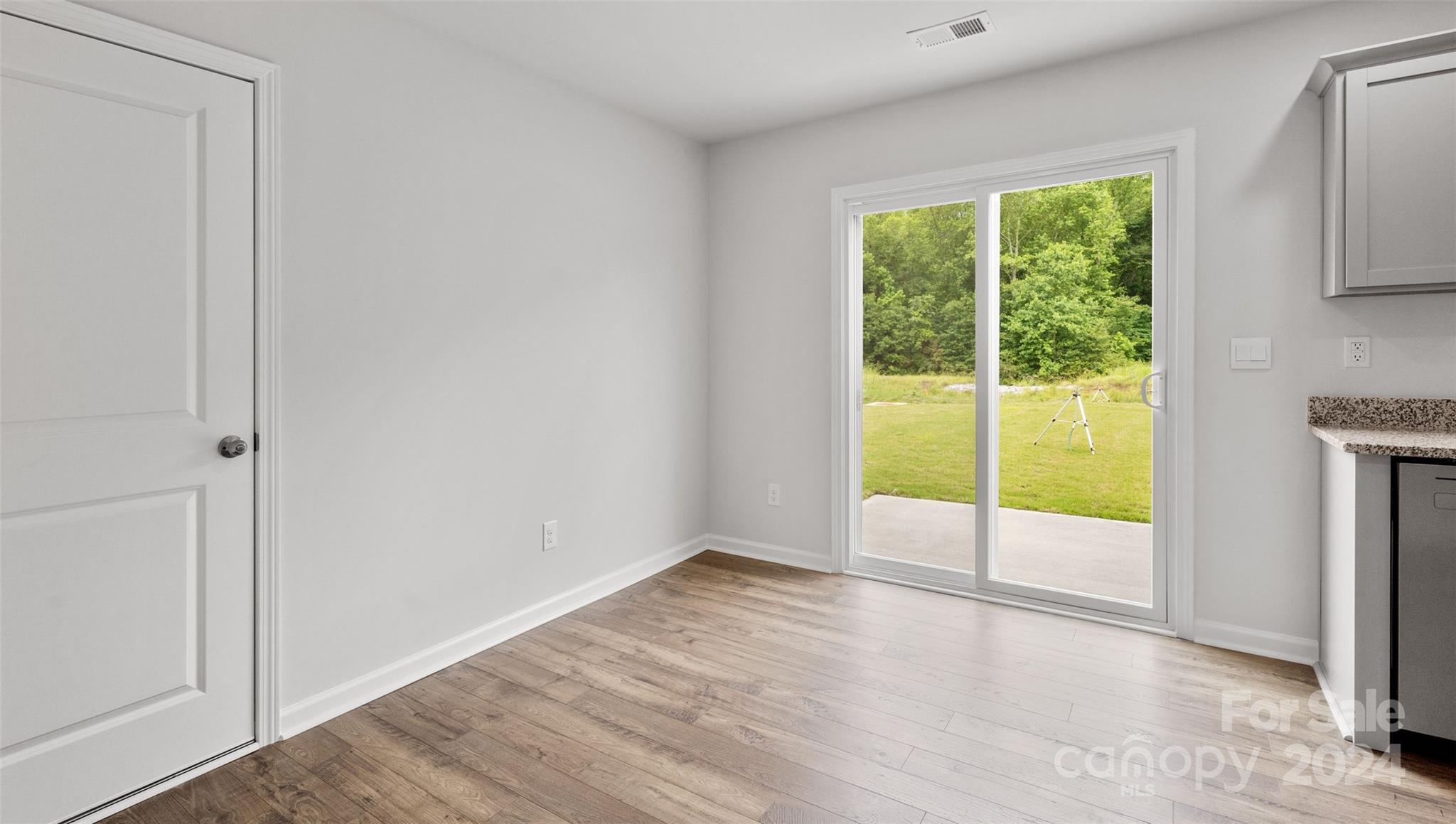 96 Madelyn Drive Property Photo 8