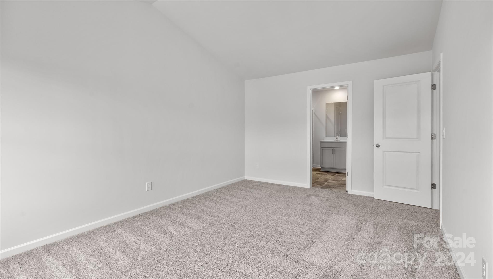 96 Madelyn Drive Property Photo 15