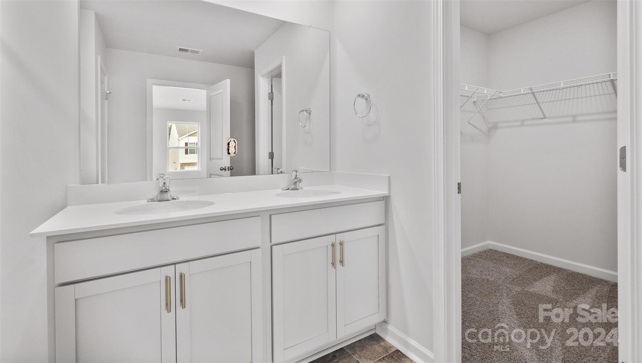 96 Madelyn Drive Property Photo 17