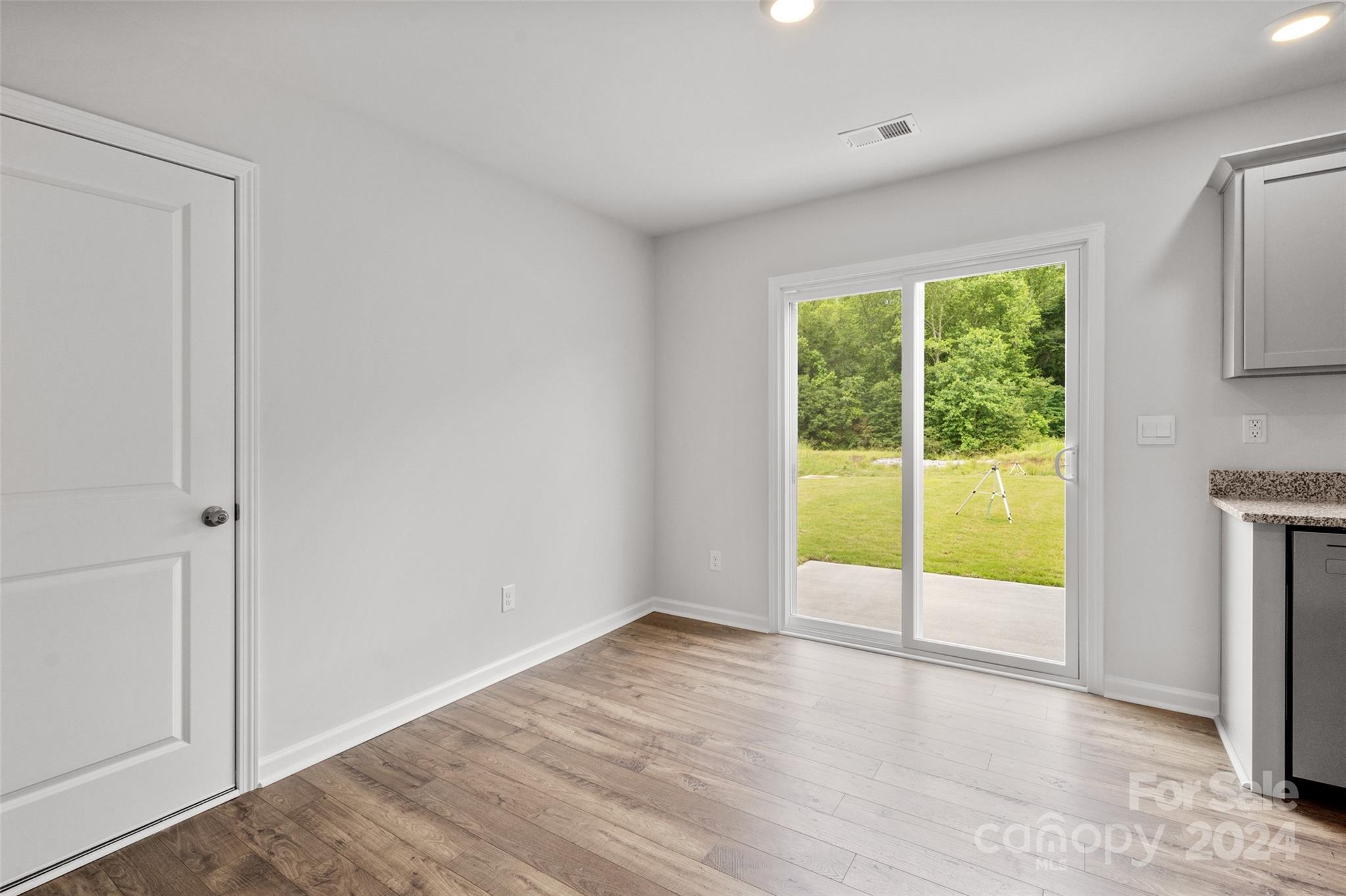 96 Madelyn Drive Property Photo 20