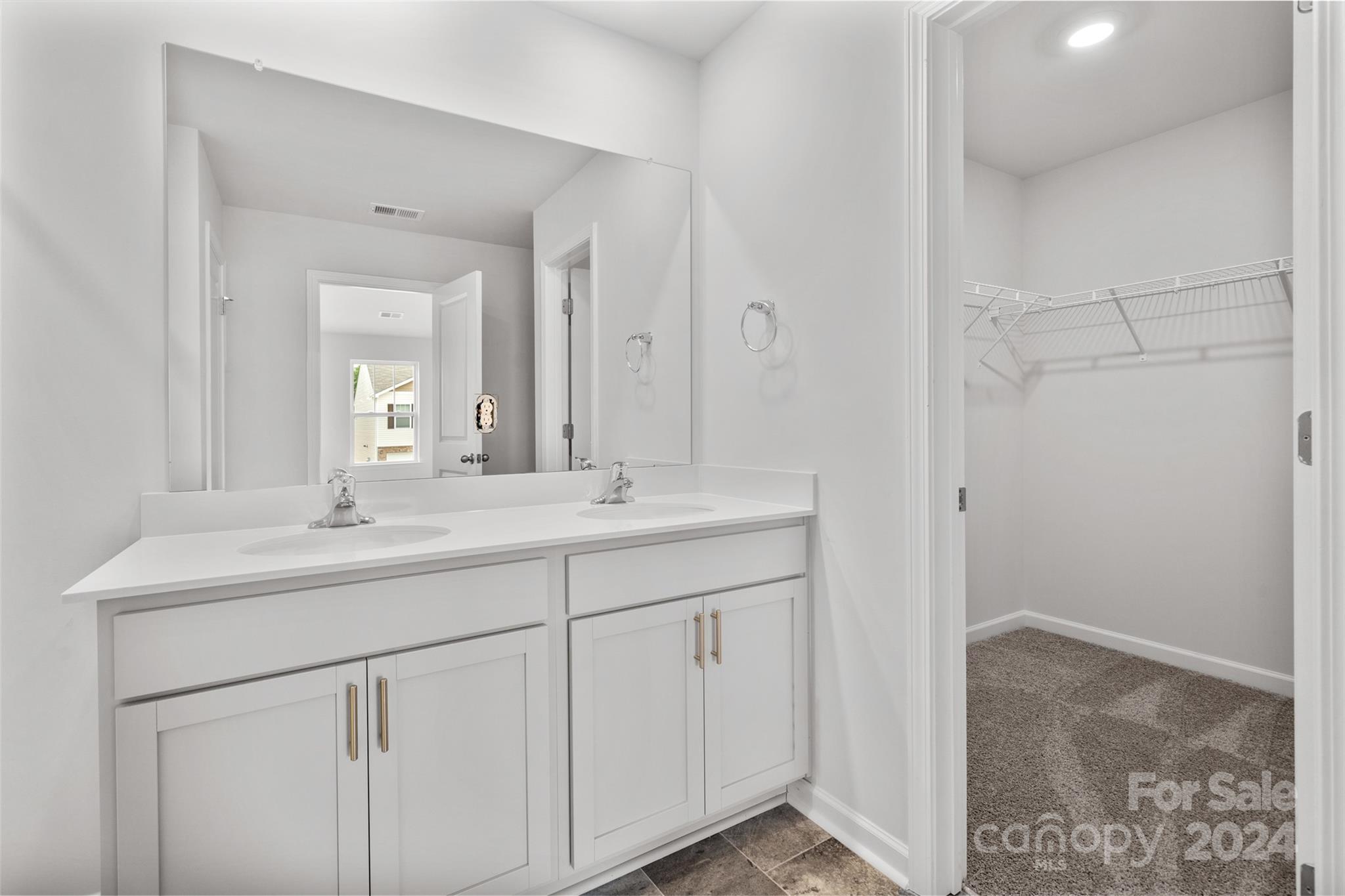 96 Madelyn Drive Property Photo 21
