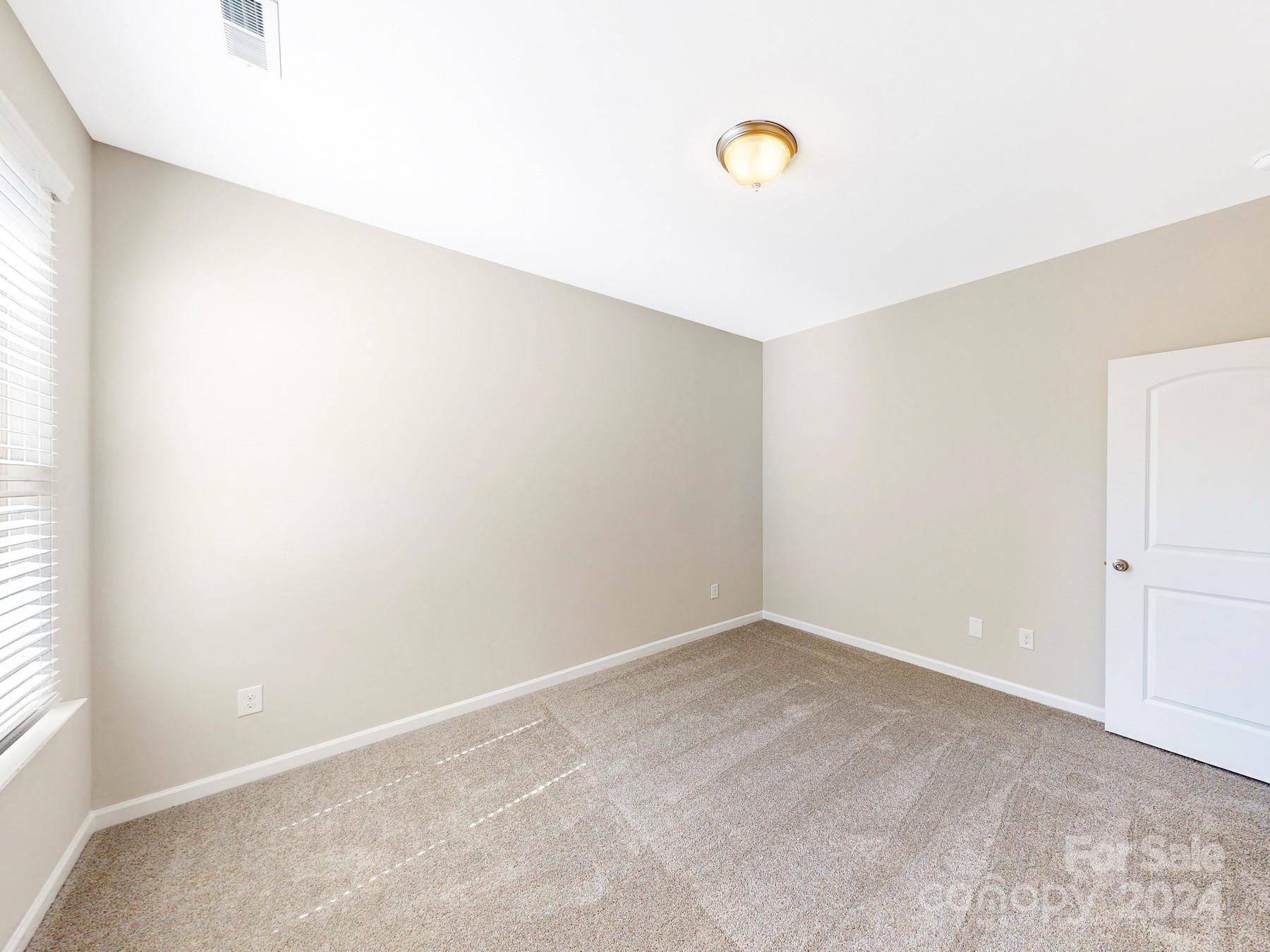 322 Muirfield Way Property Photo 25