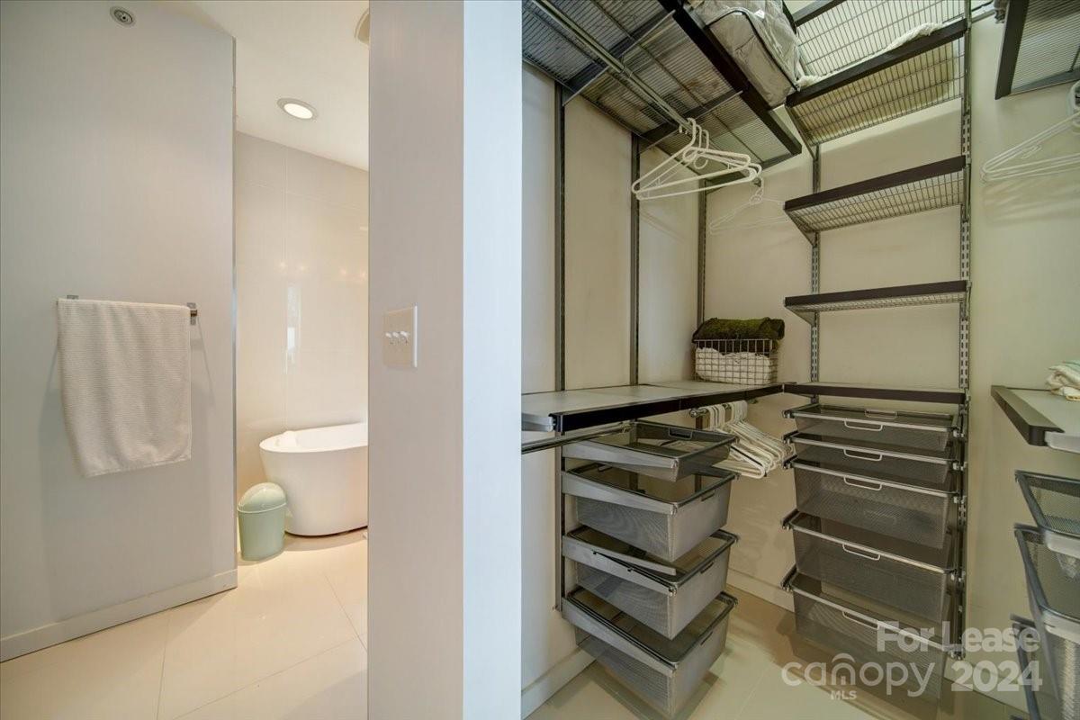 329 Viburnum Way Court Property Photo 35