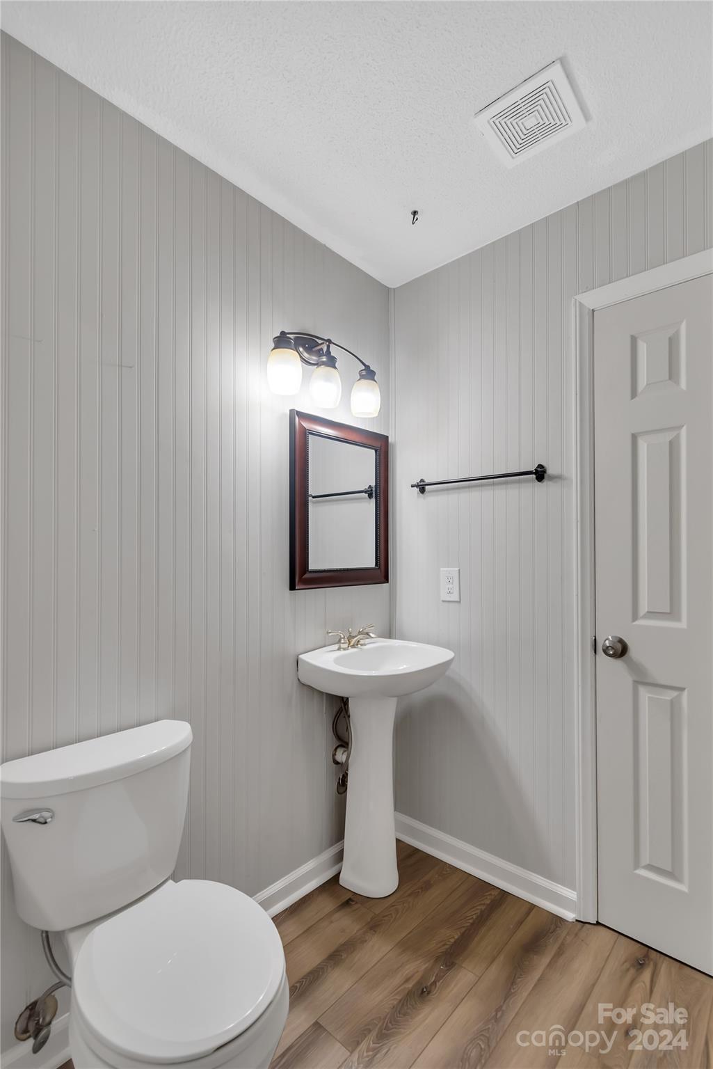 511 Colorado Trail Property Photo 10