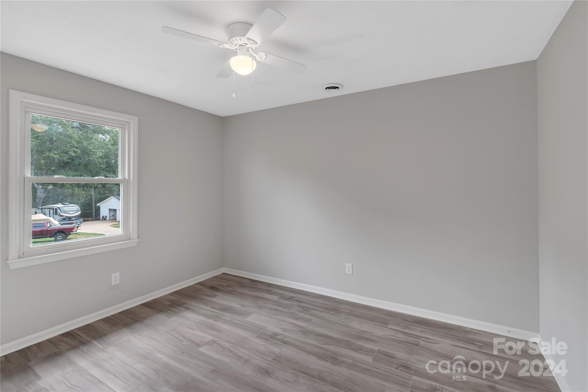 511 Colorado Trail Property Photo 15