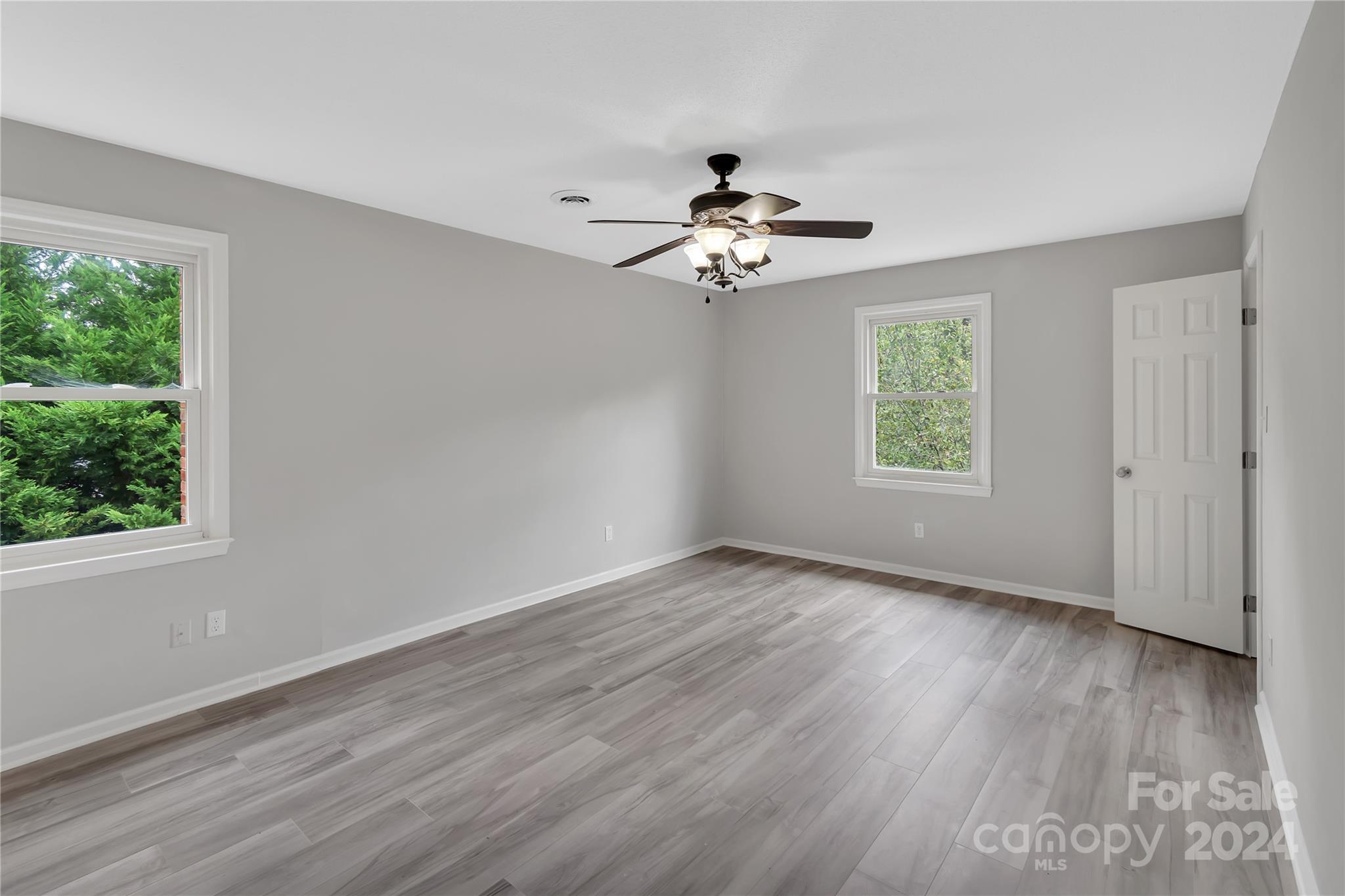 511 Colorado Trail Property Photo 20