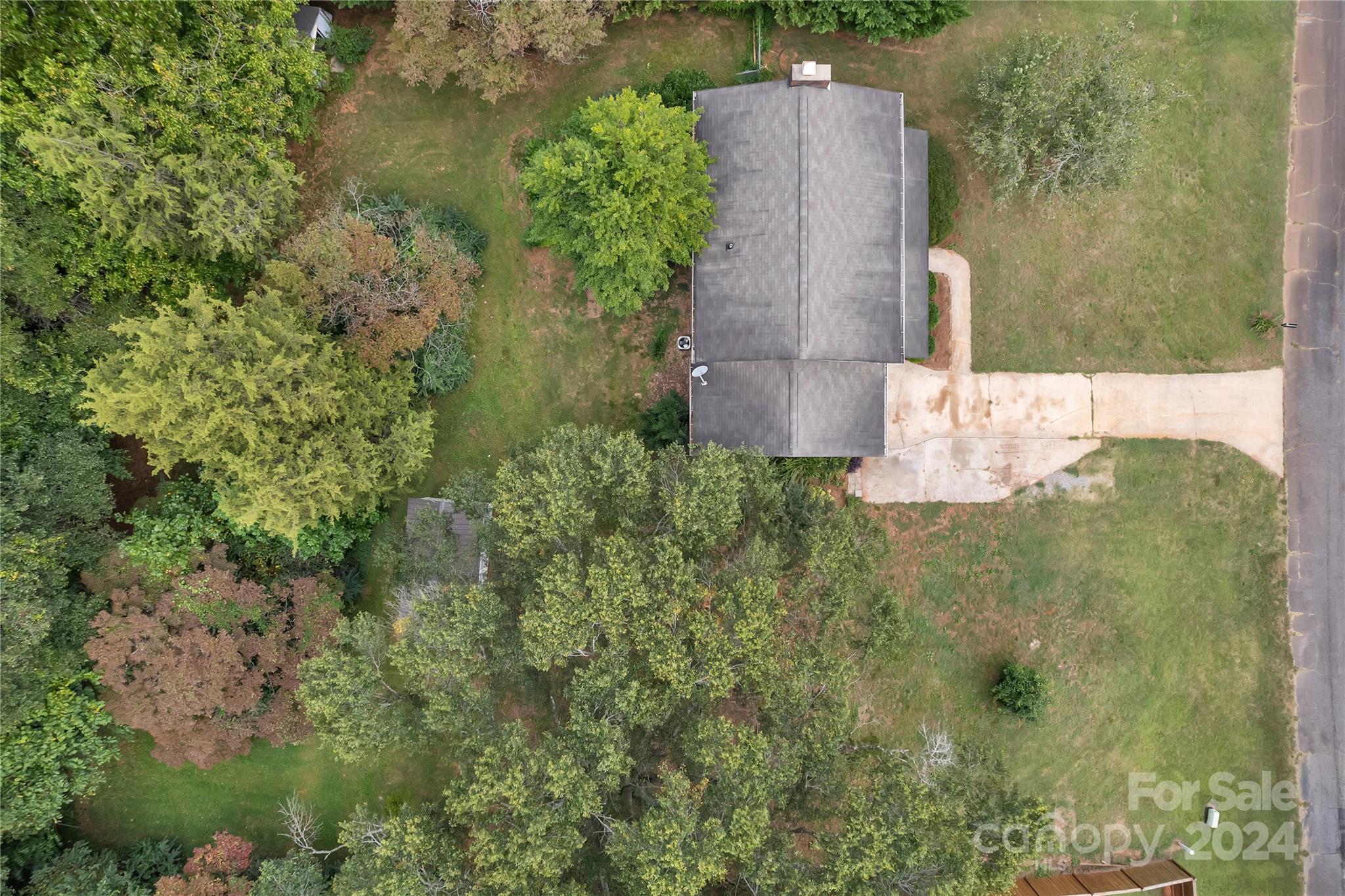 511 Colorado Trail Property Photo 24