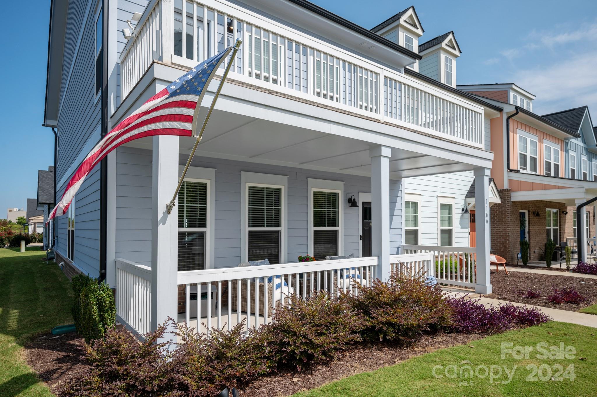 1100 Herrons Ferry Road Property Photo 2